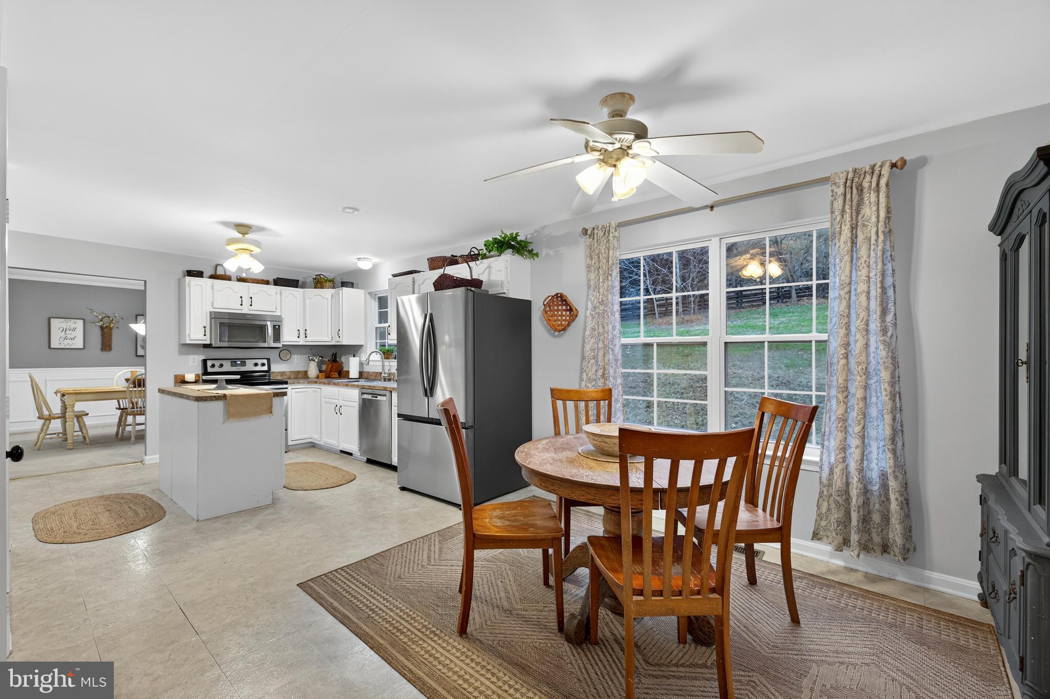 WHITE TAIL RIDGE - Residential