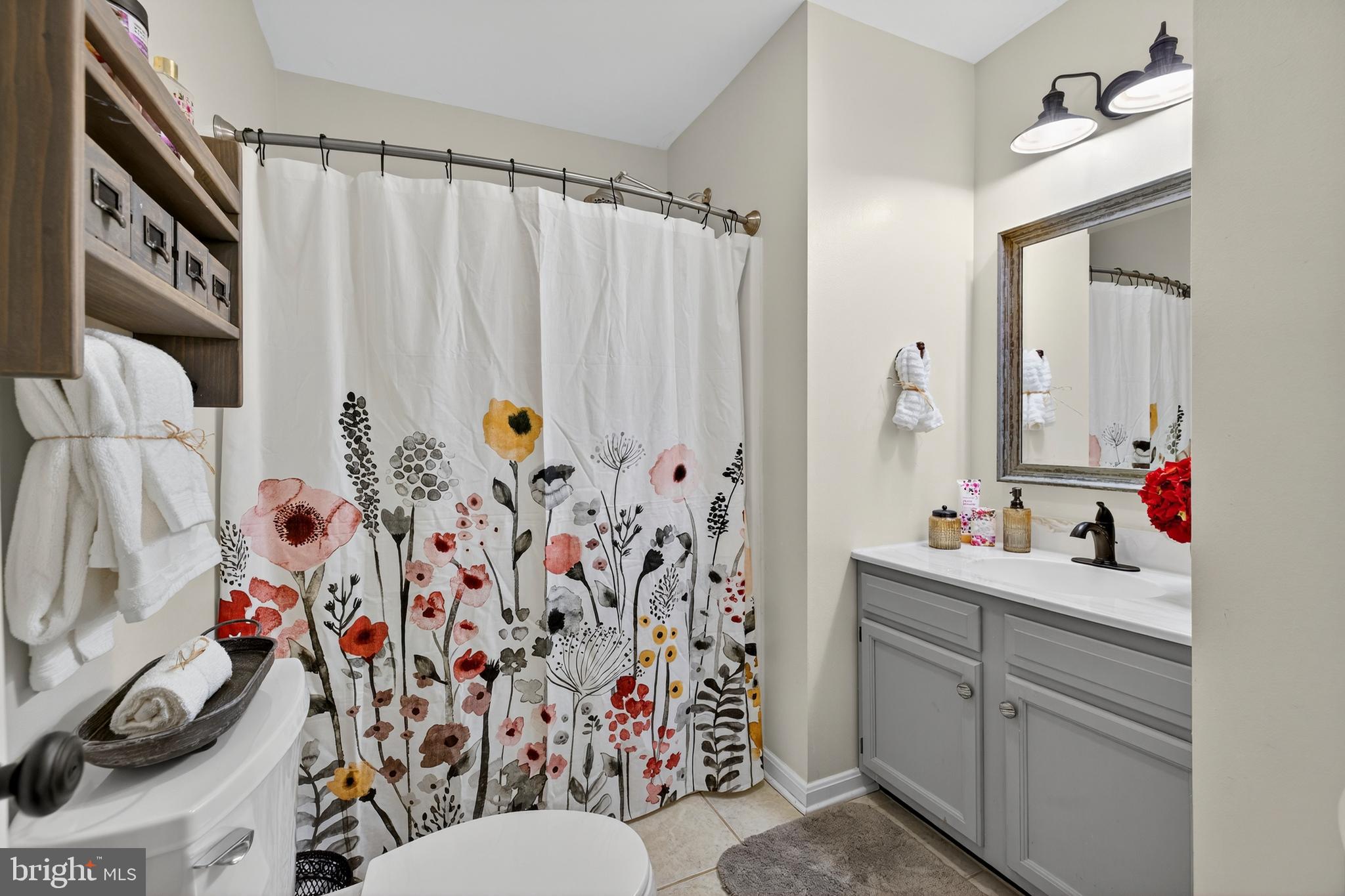 WHITE TAIL RIDGE - Residential