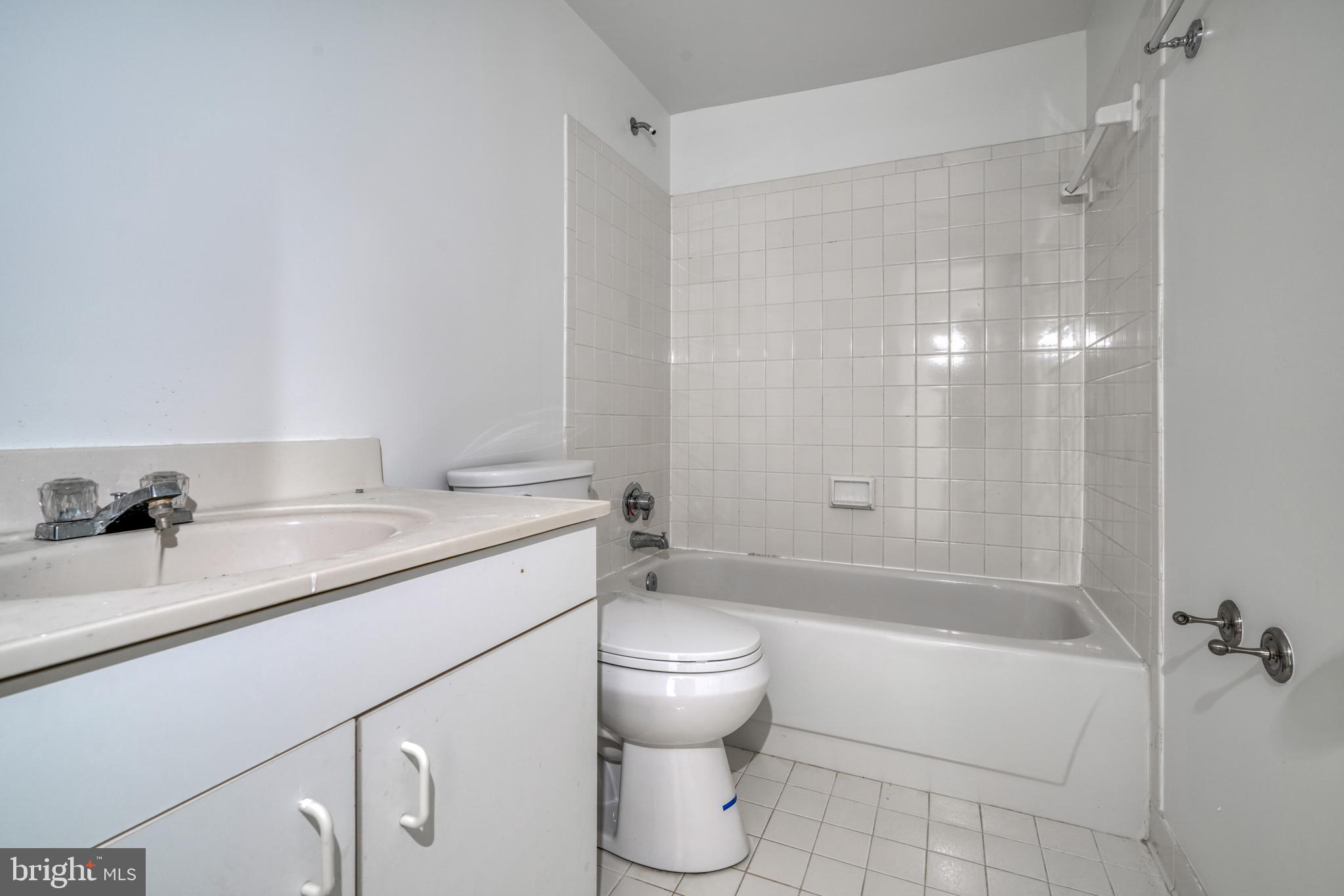 STONEBRIDGE - Residential Lease