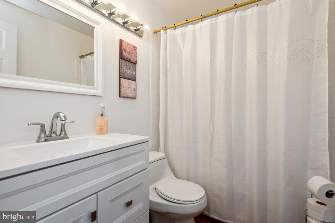 CROFTON SQUARE - Residential