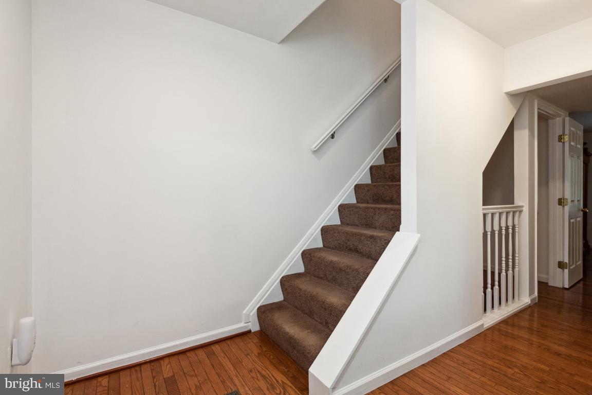 CROFTON SQUARE - Residential