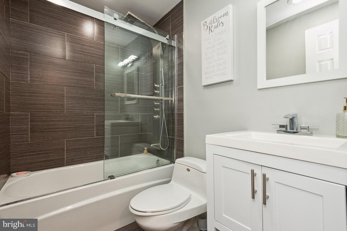 CROFTON SQUARE - Residential