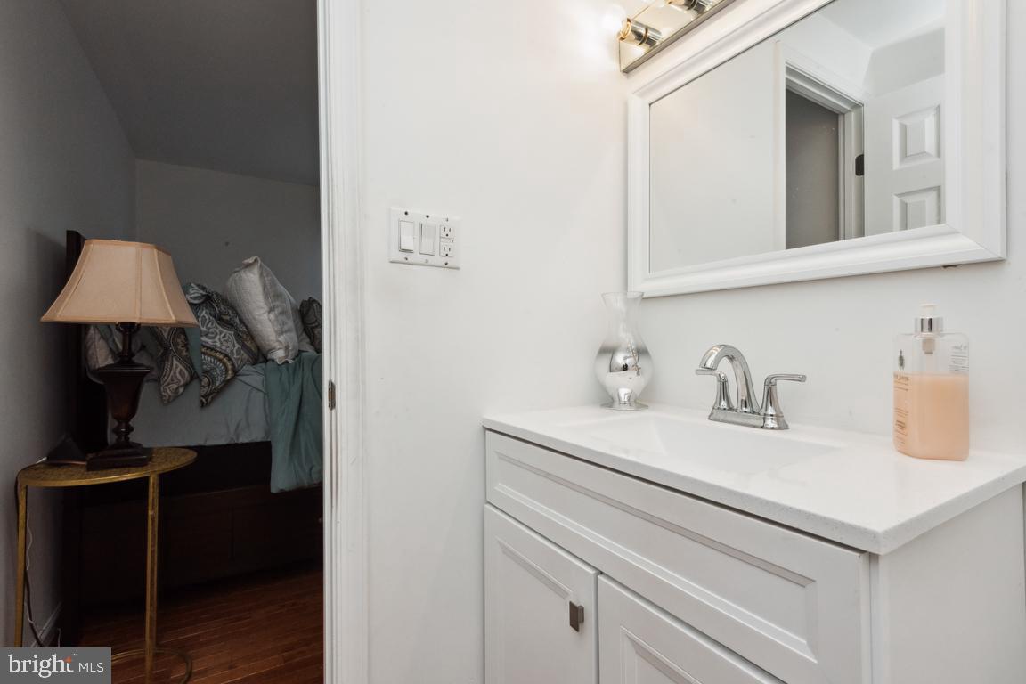 CROFTON SQUARE - Residential