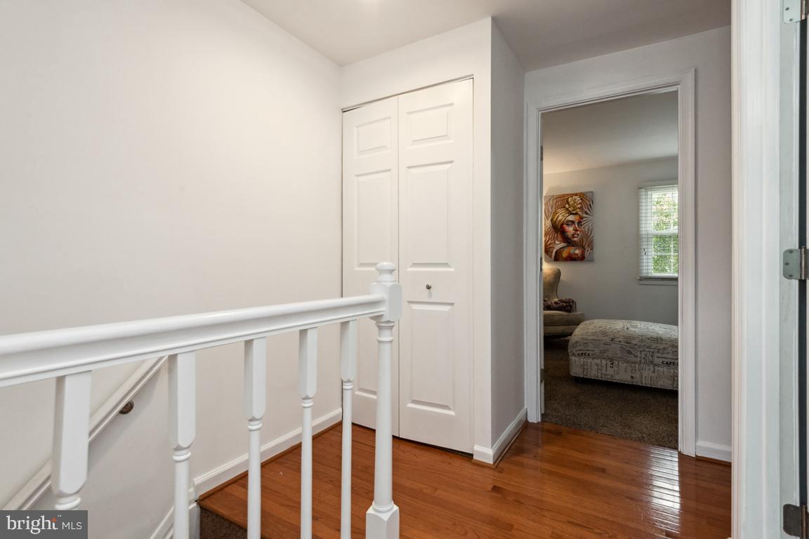 CROFTON SQUARE - Residential