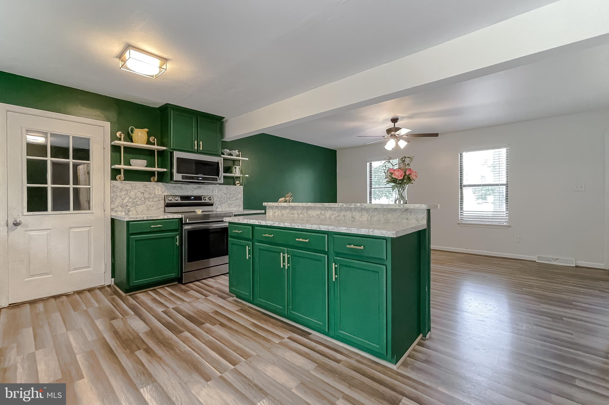 WOODLAND - Residential Lease