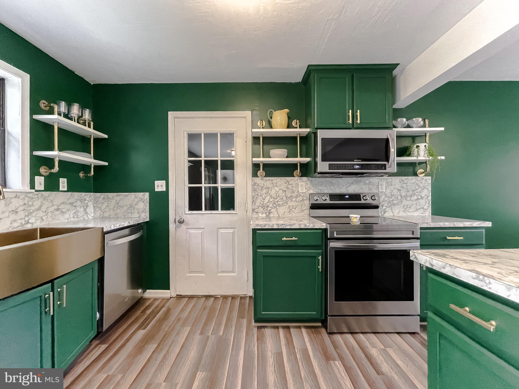 WOODLAND - Residential Lease