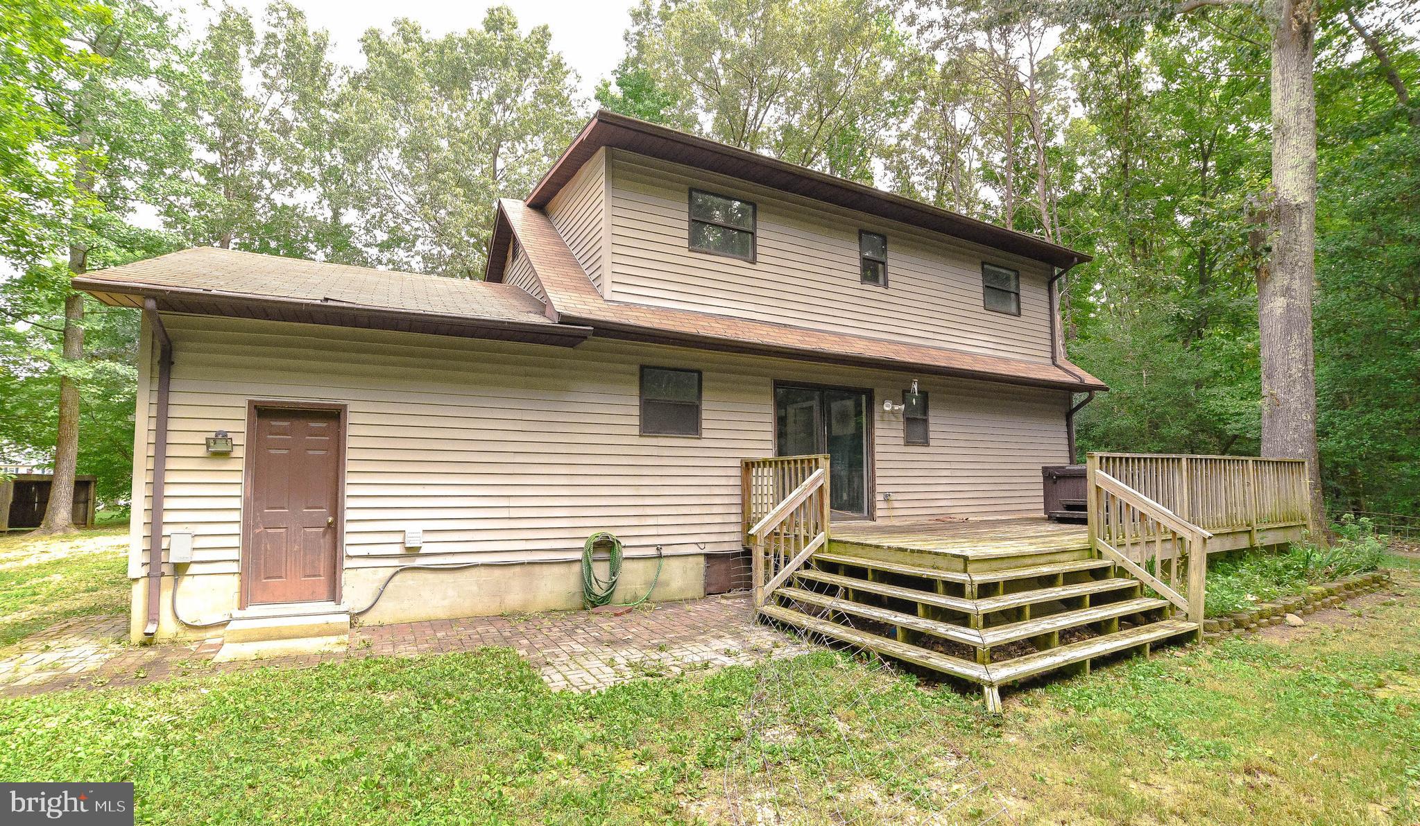 WOODLAND - Residential Lease