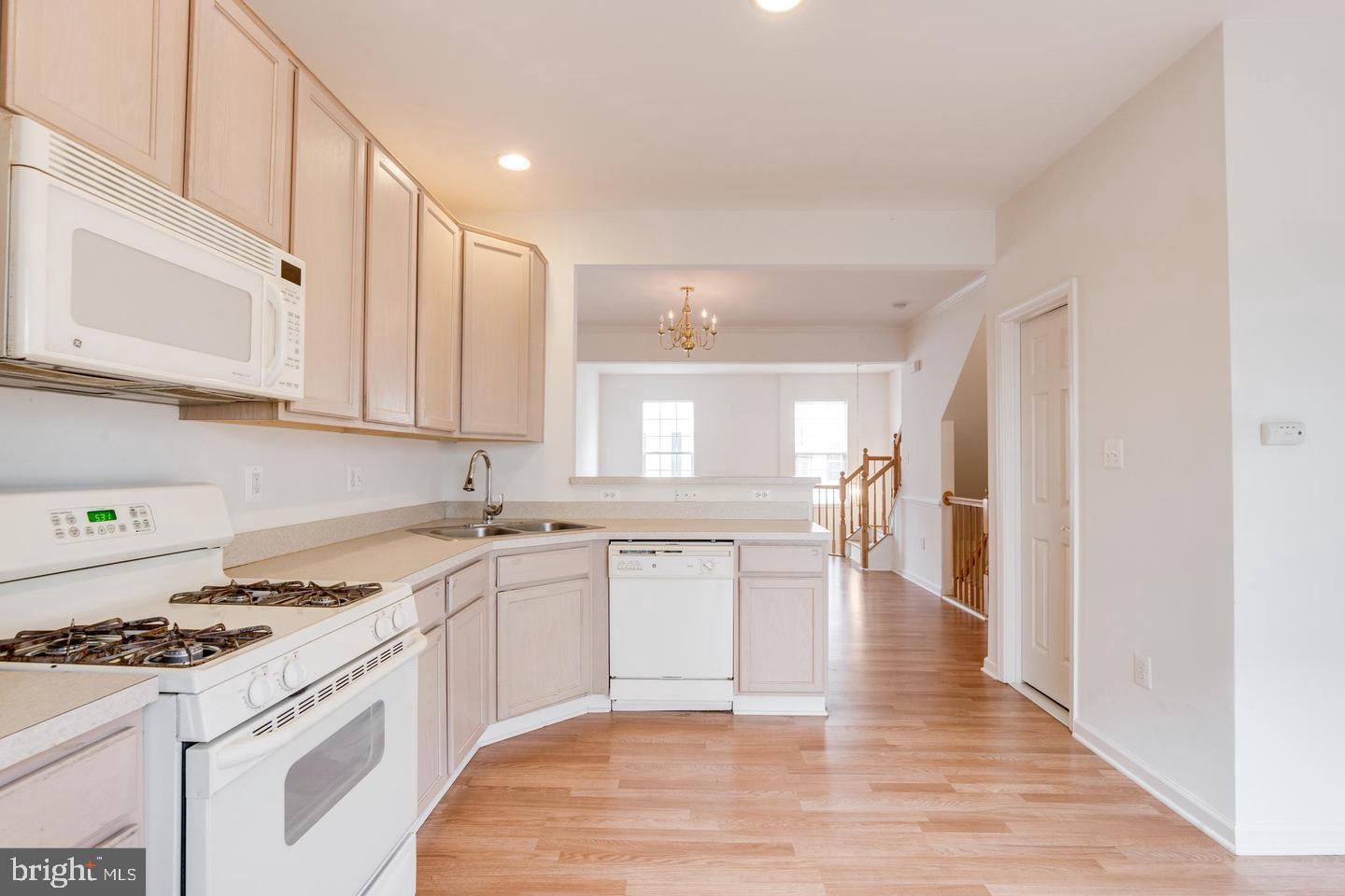 HEARTHSIDE AT FLYNNS CROSSING - Residential Lease