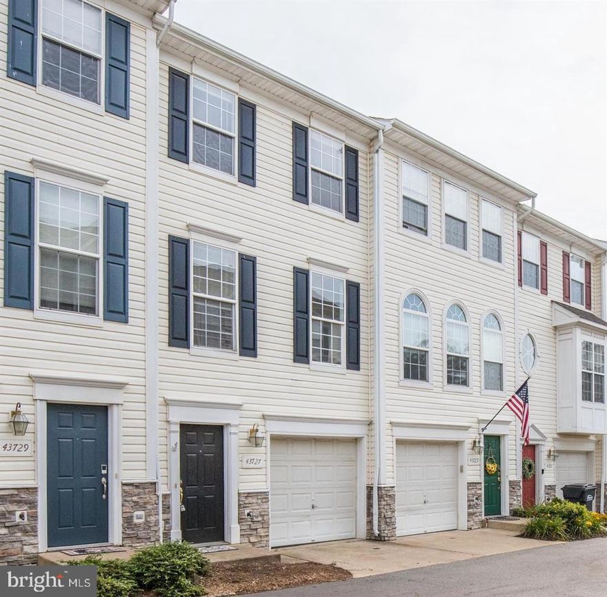 Great Opportunity for a living 3 minutes from upcomming Ashburn silver metro station! Located within Walking Distance to Metro Rail, is this Townhome! 3 bedrooms and 2.5 baths. Recently painted and with new Pergo flooring on all levels! One Car Garage and One Assigned Parking Space. Walk to Shops, Restaurants, Grocery, Home Depot! All Within Blocks of the Home!