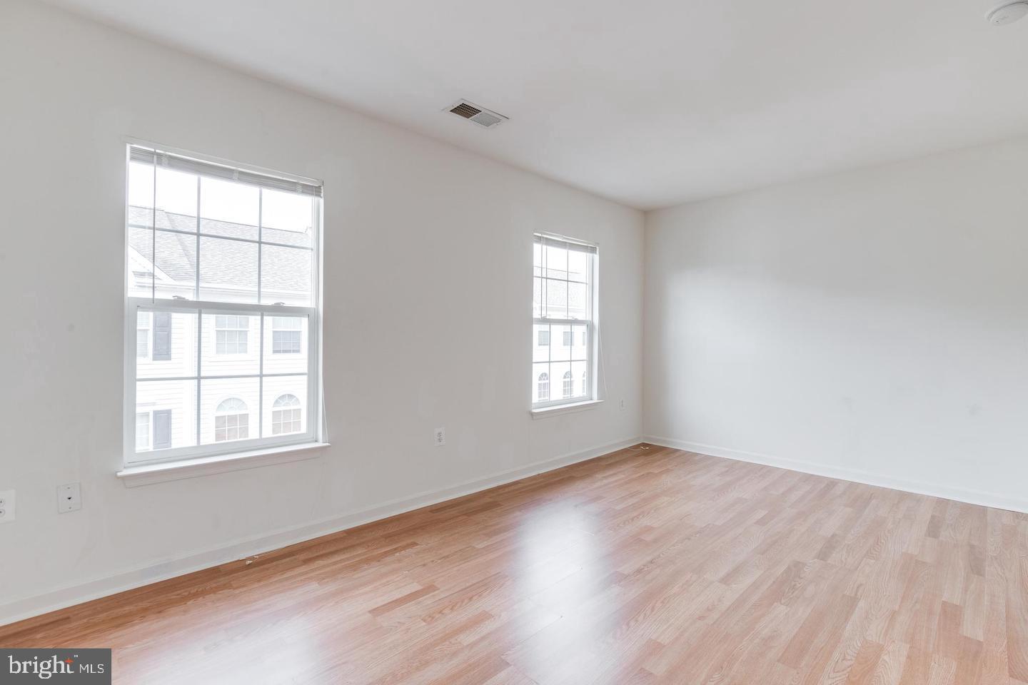 HEARTHSIDE AT FLYNNS CROSSING - Residential Lease