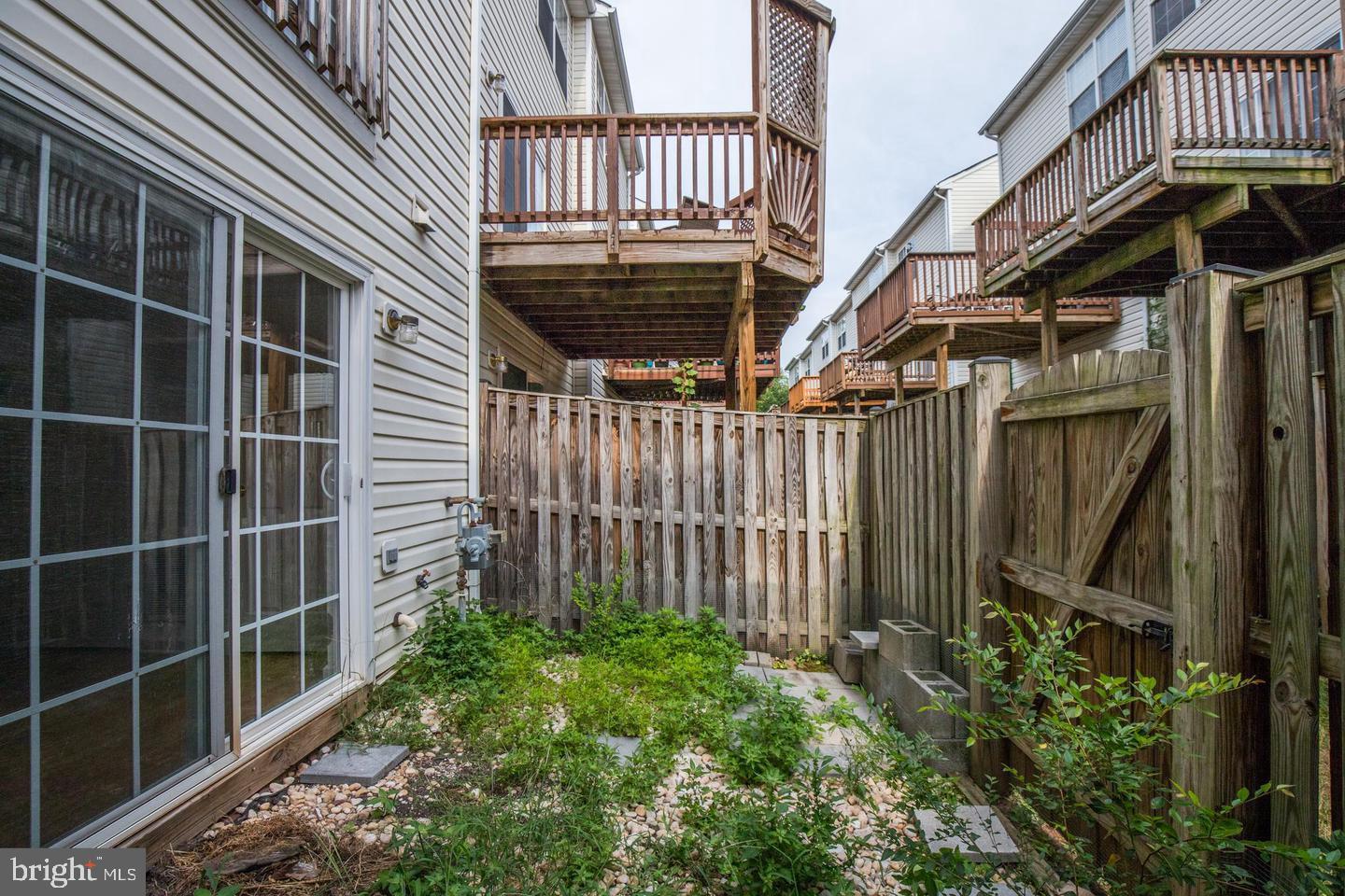 HEARTHSIDE AT FLYNNS CROSSING - Residential Lease