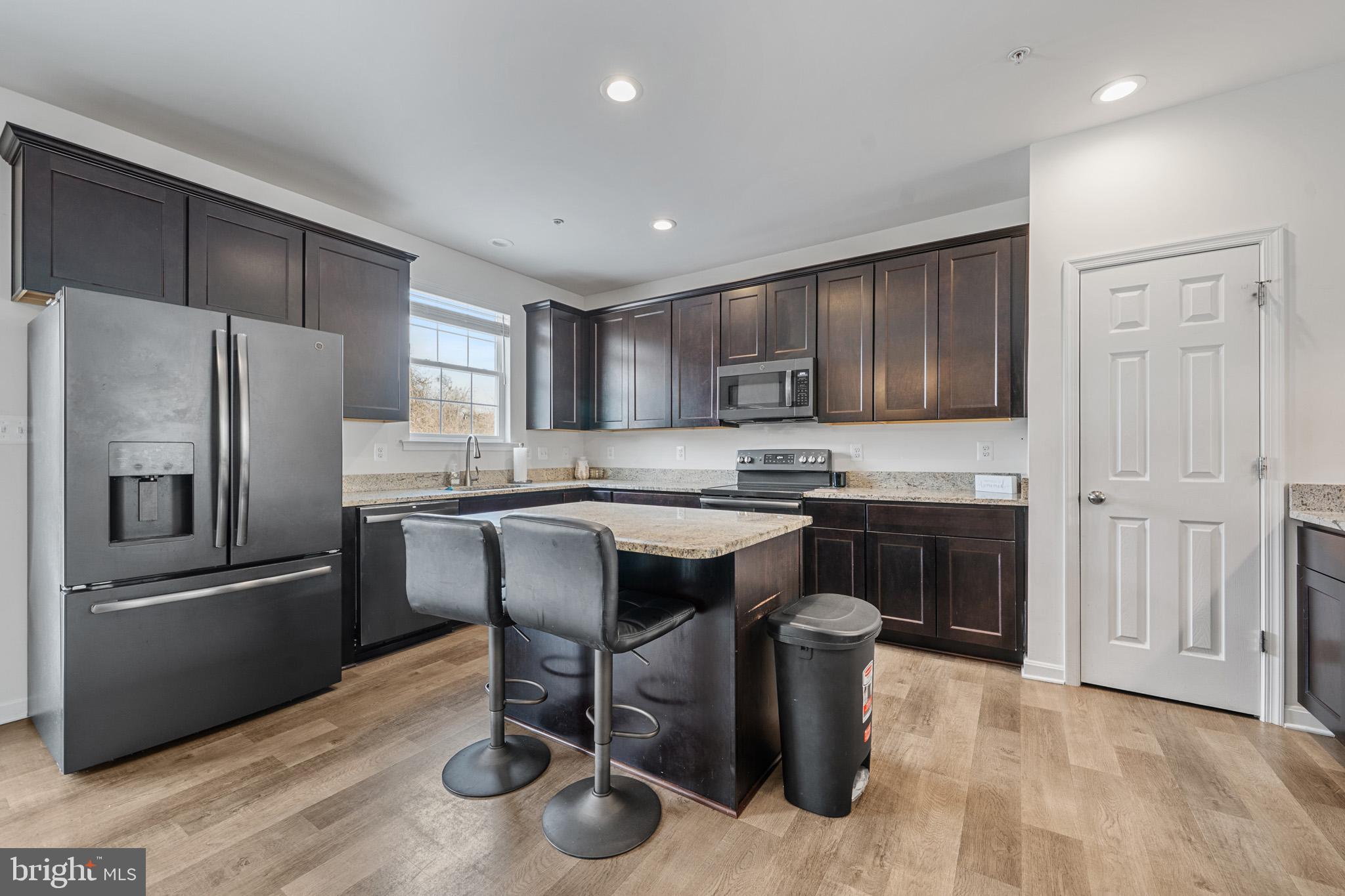 PRINCE FREDERICK CROSSING - Residential