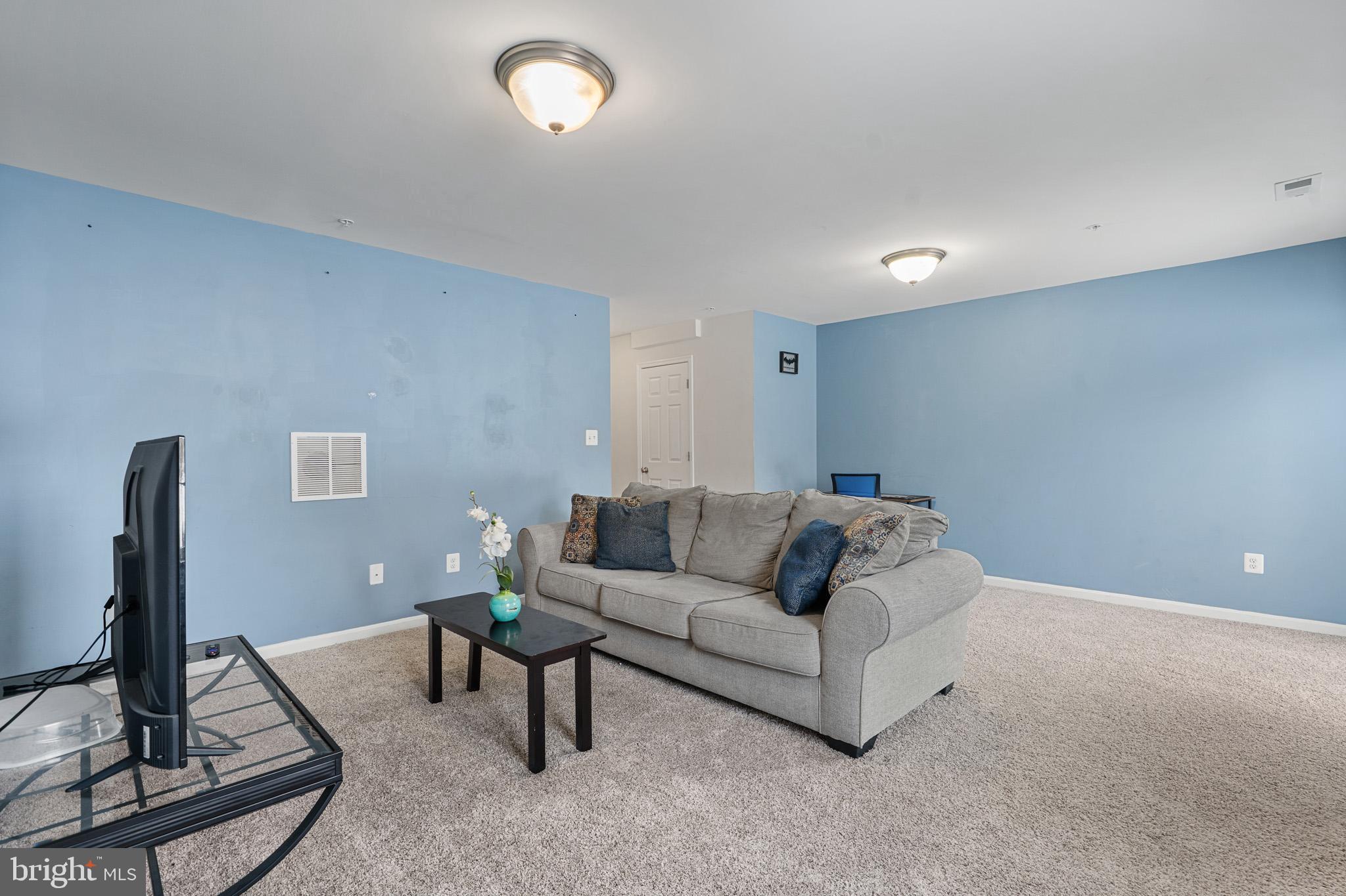 PRINCE FREDERICK CROSSING - Residential