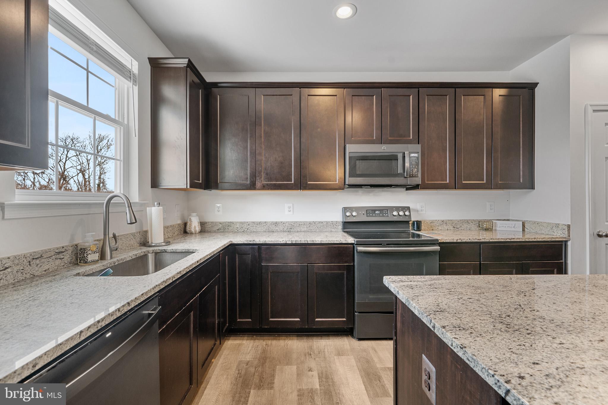 PRINCE FREDERICK CROSSING - Residential