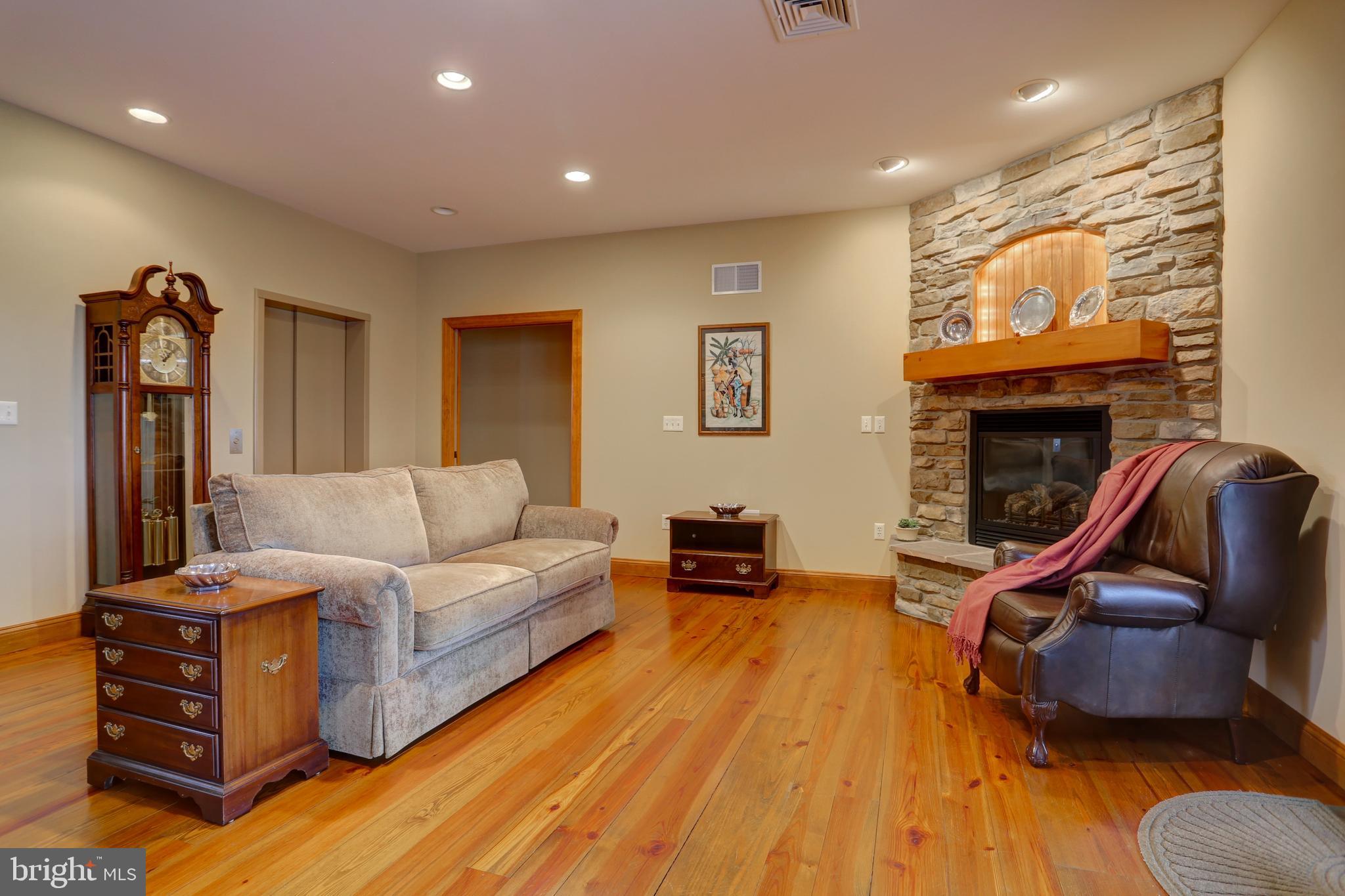 PROVIDENCE TWP - Residential