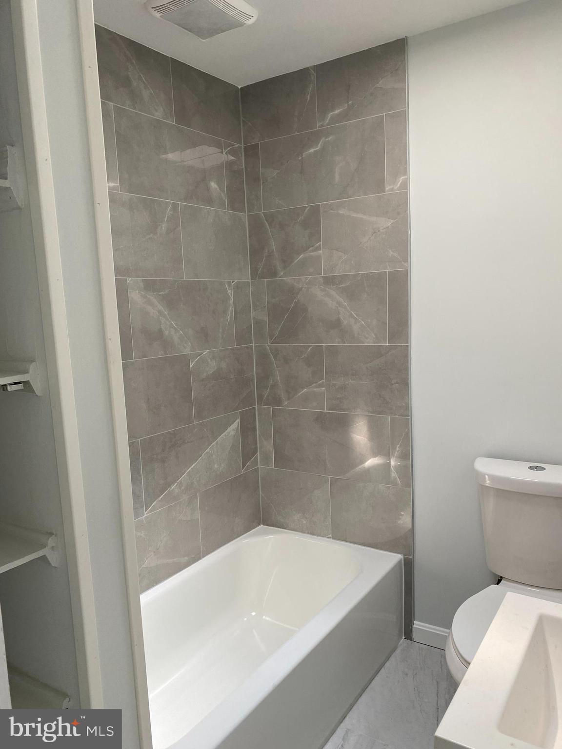 MORELL PARK - Residential Lease