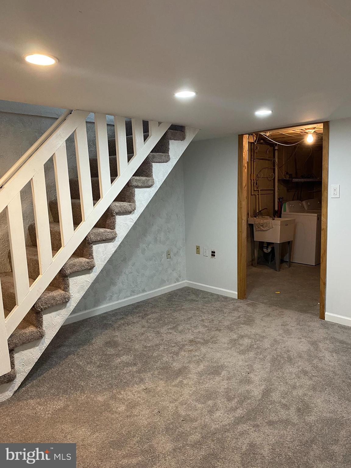 MORELL PARK - Residential Lease