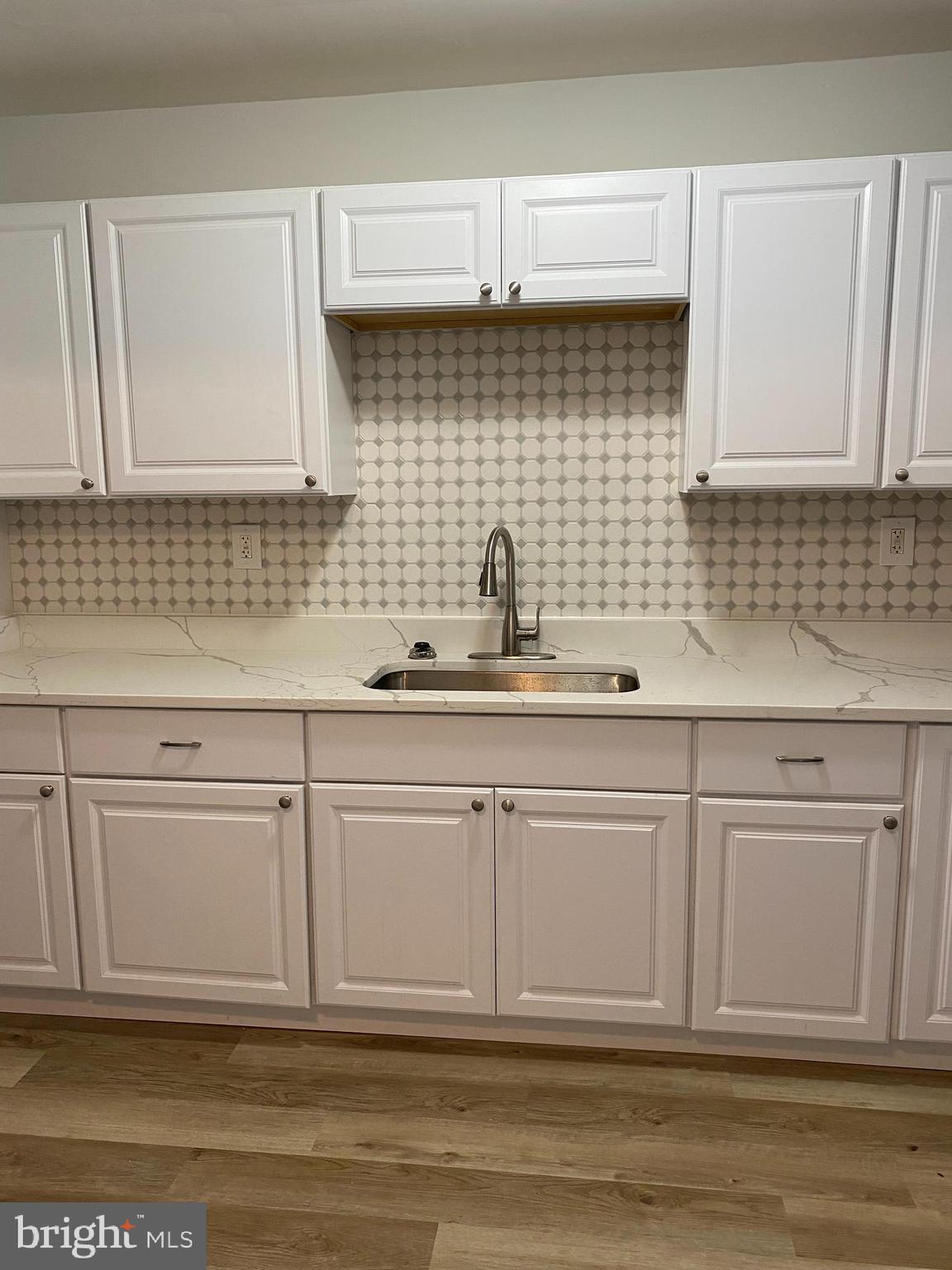 MORELL PARK - Residential Lease
