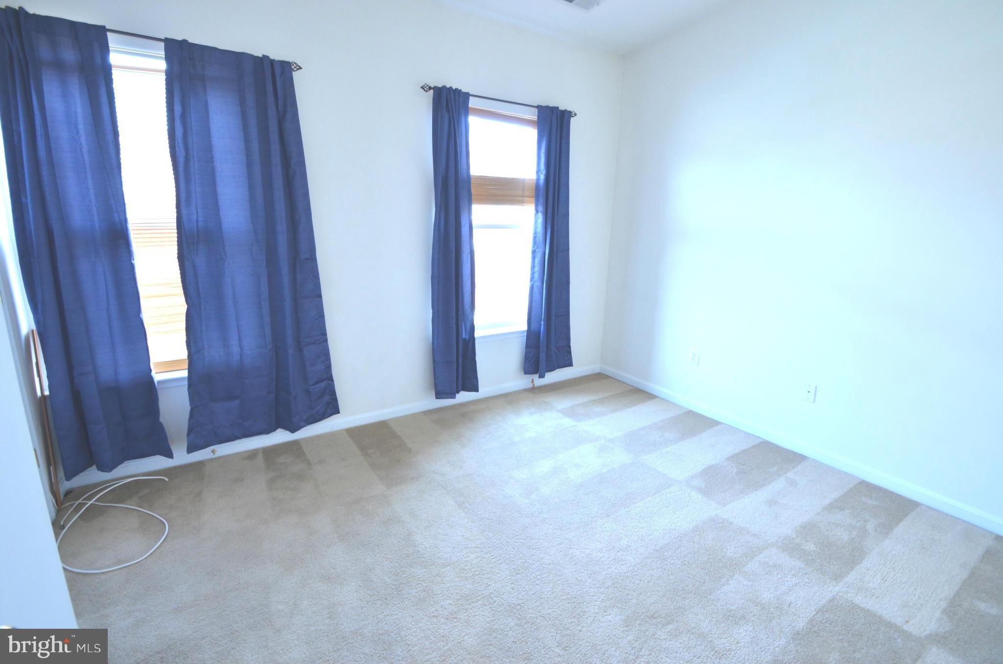 ALBEMARLE SQUARE - Residential Lease