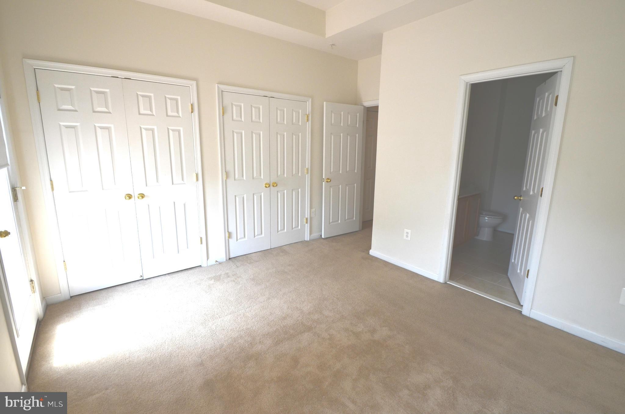 ALBEMARLE SQUARE - Residential Lease