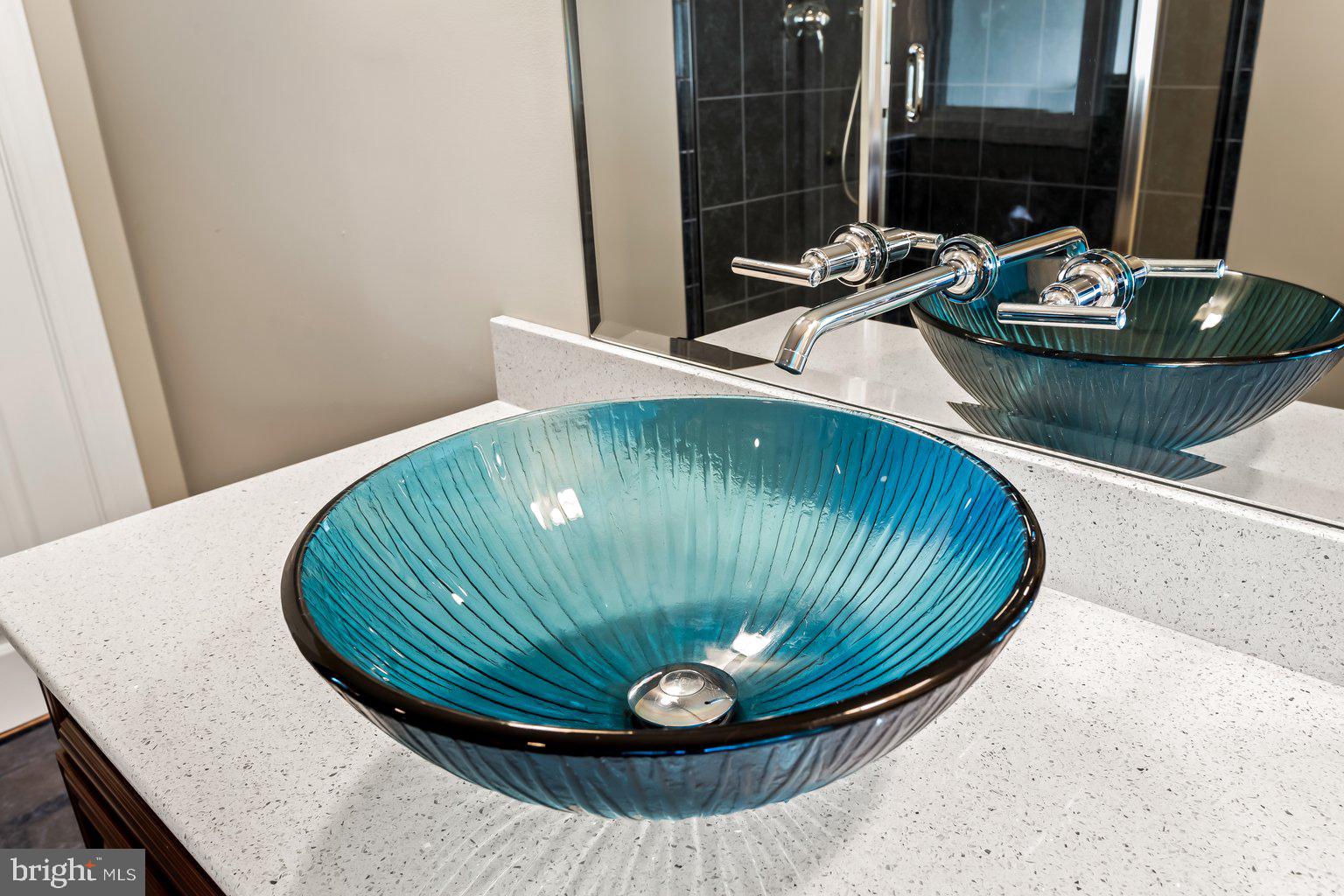 LONG POINT ON THE SEVERN - Residential