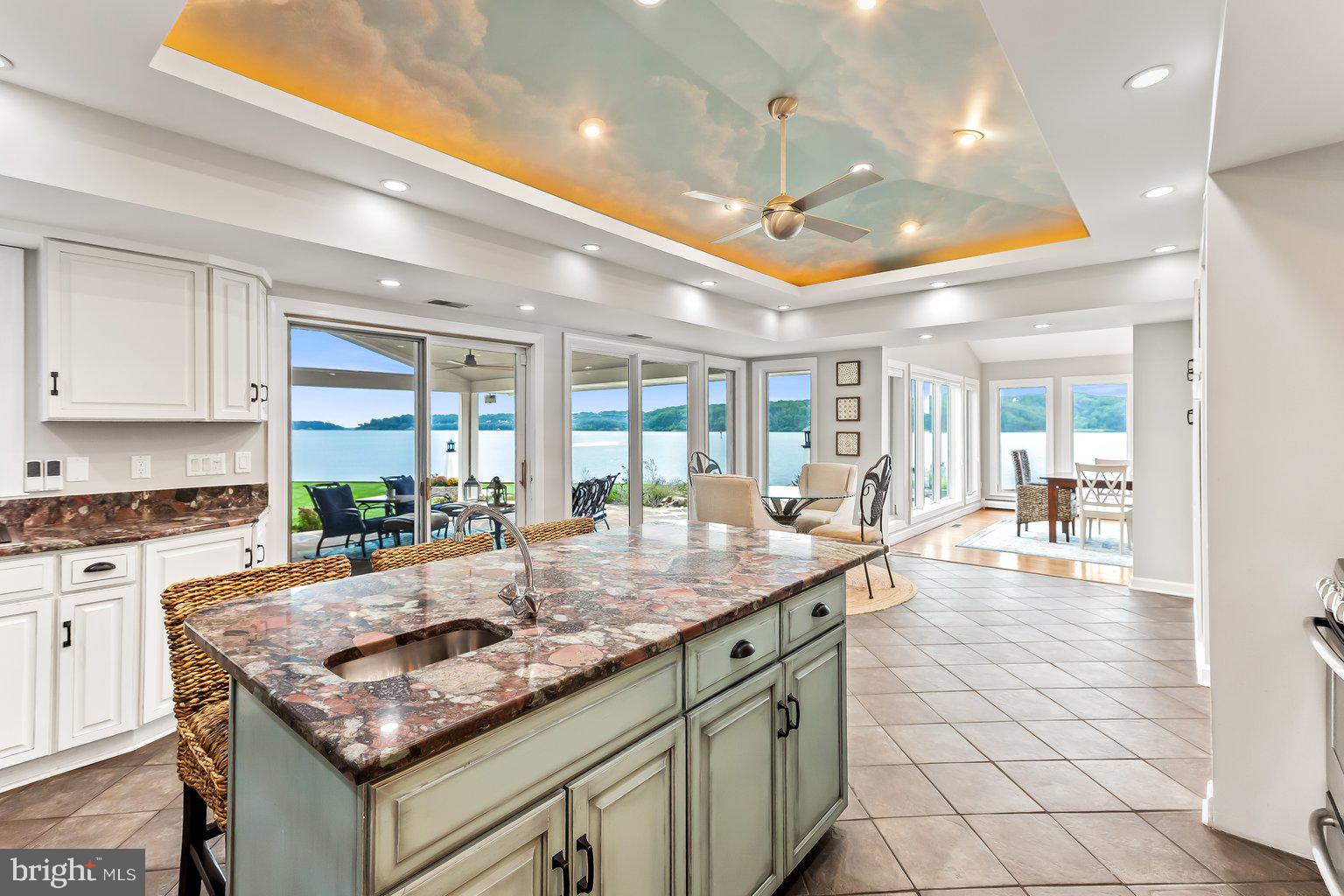 LONG POINT ON THE SEVERN - Residential