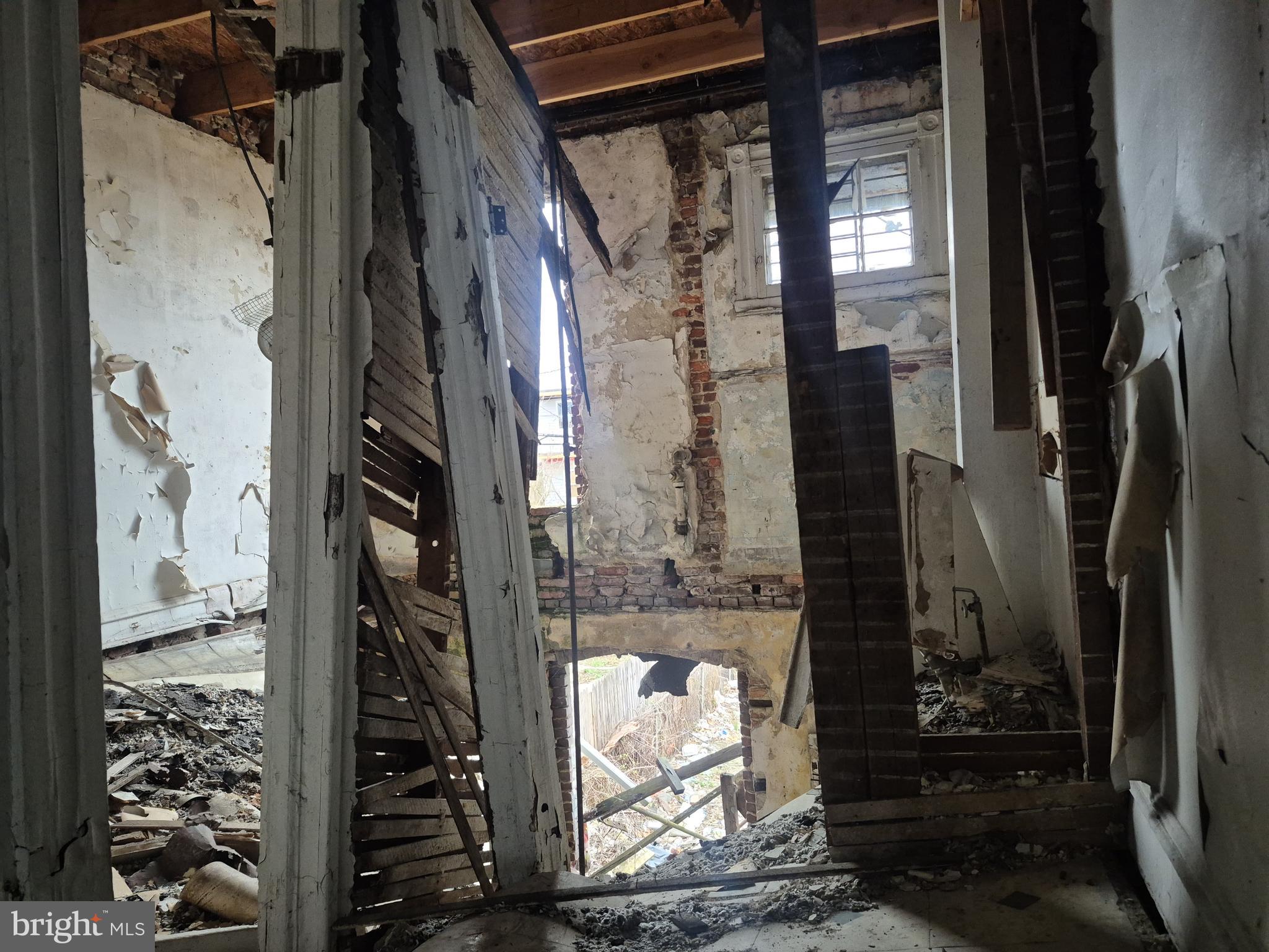 FRANKLINTOWN ROAD - Residential