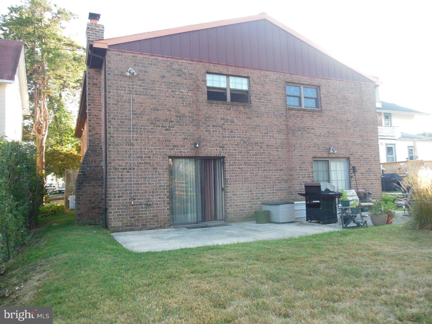 FOX CHASE - Residential