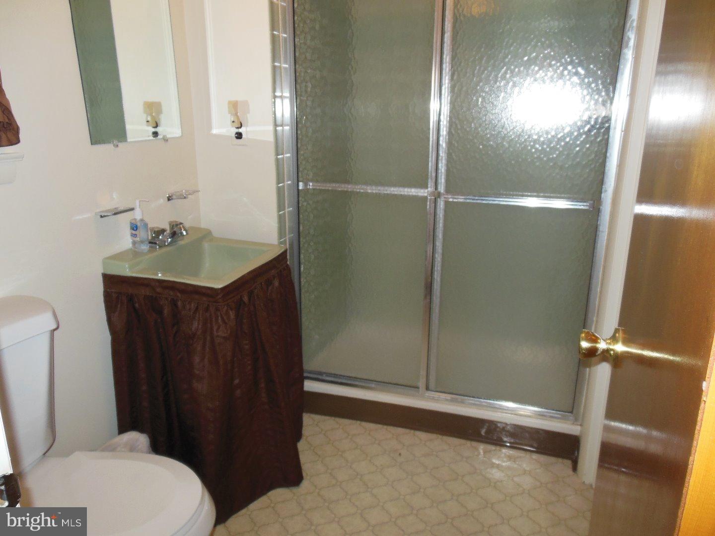 FOX CHASE - Residential