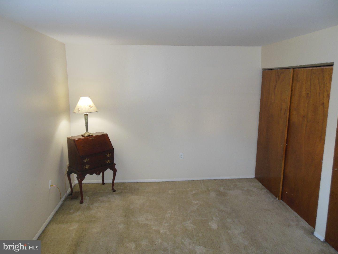 FOX CHASE - Residential