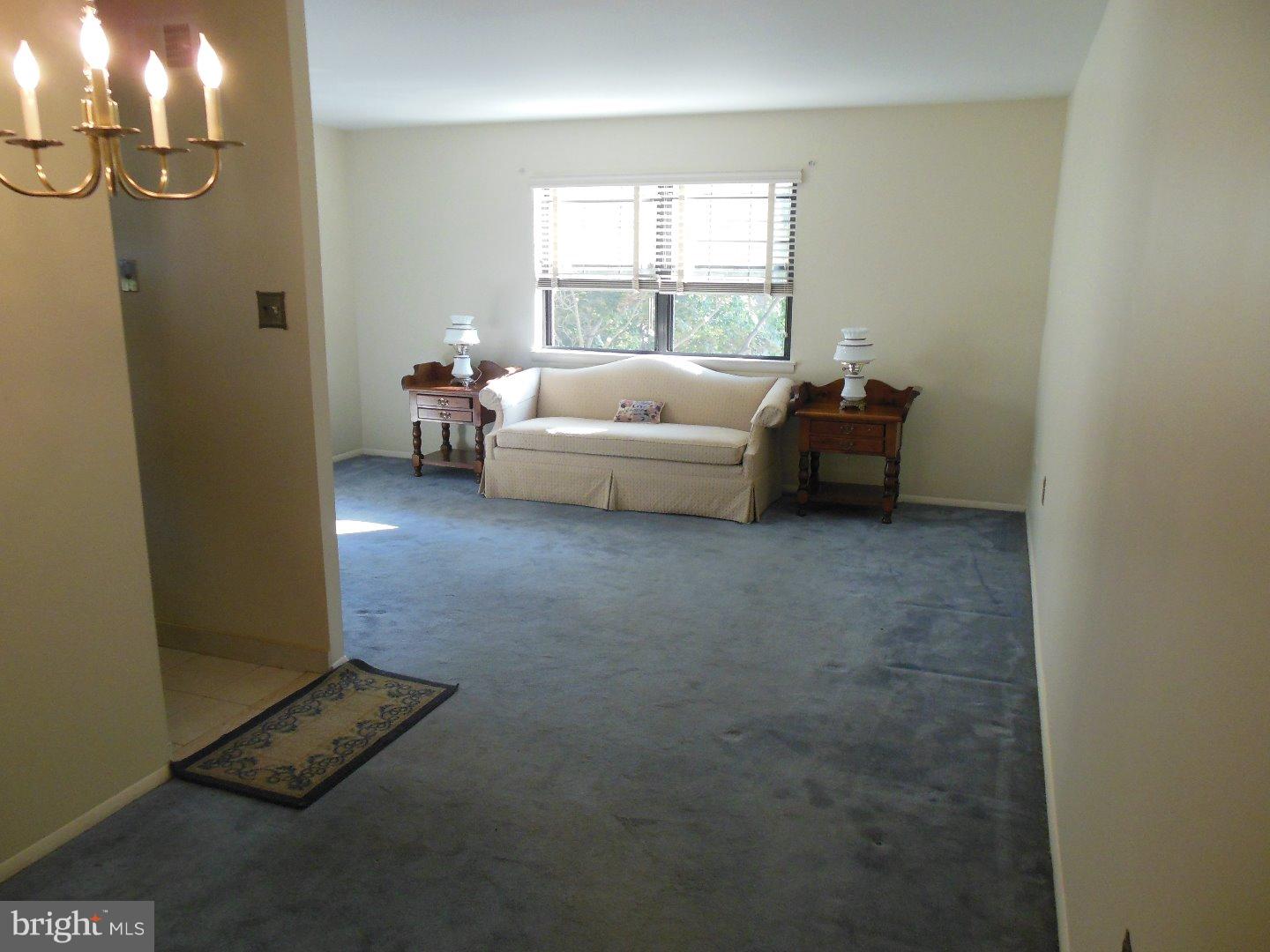 FOX CHASE - Residential