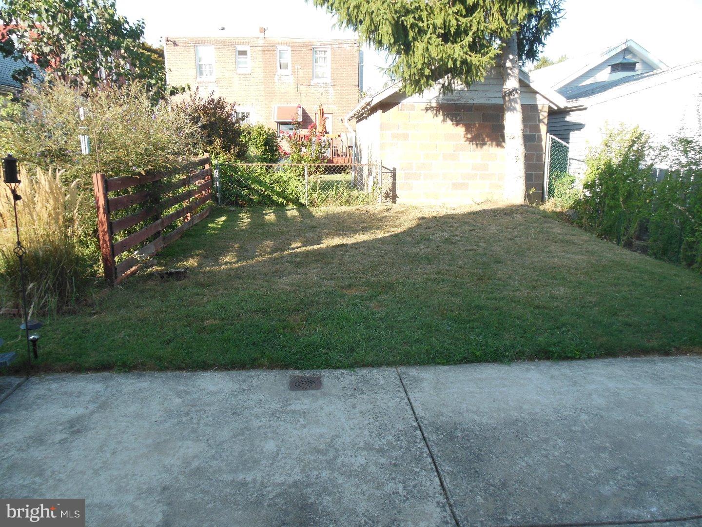 FOX CHASE - Residential