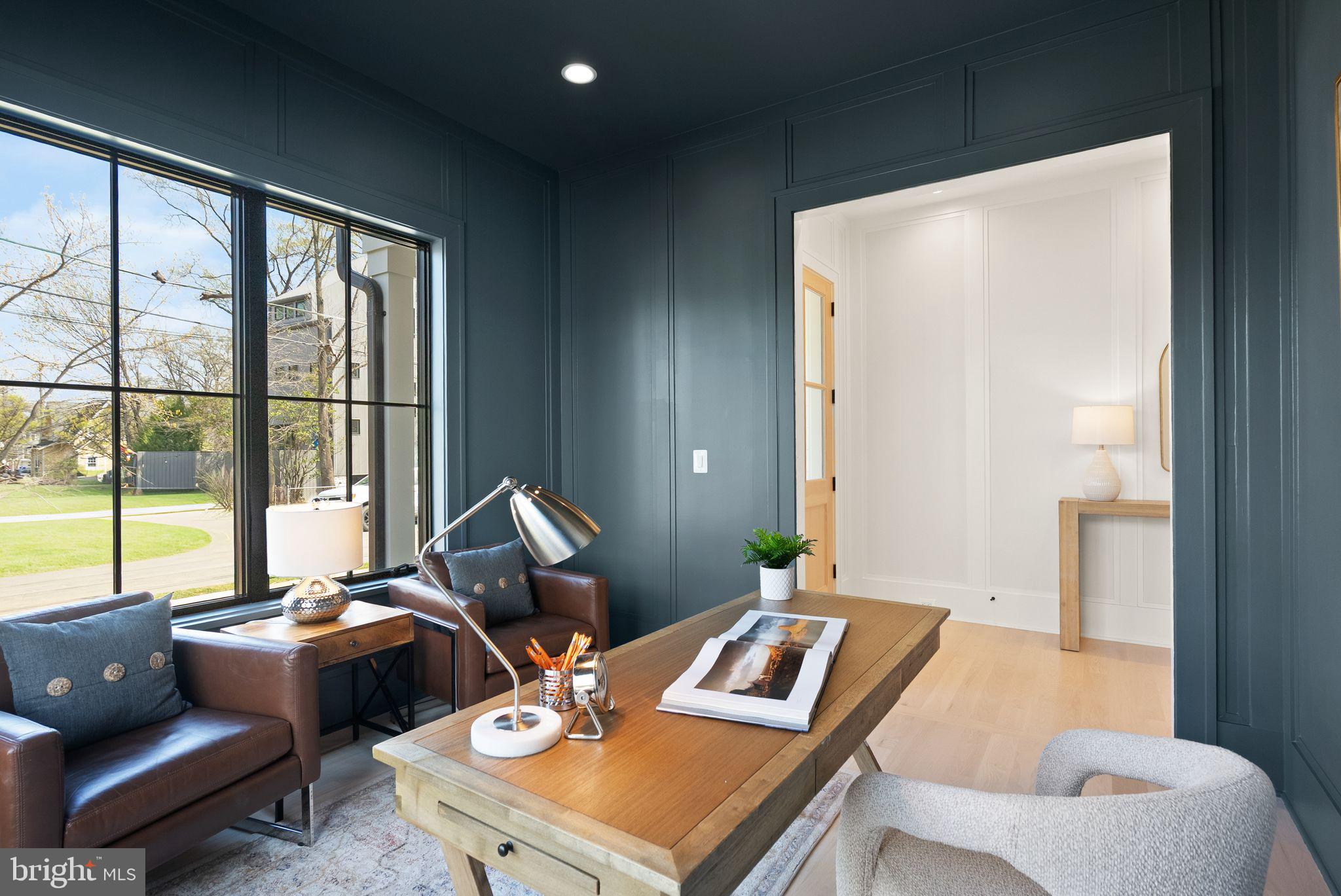 CLARENDON - Residential