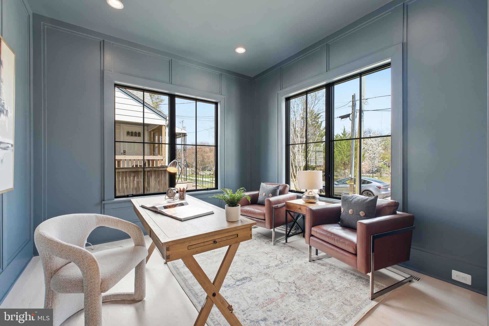 CLARENDON - Residential