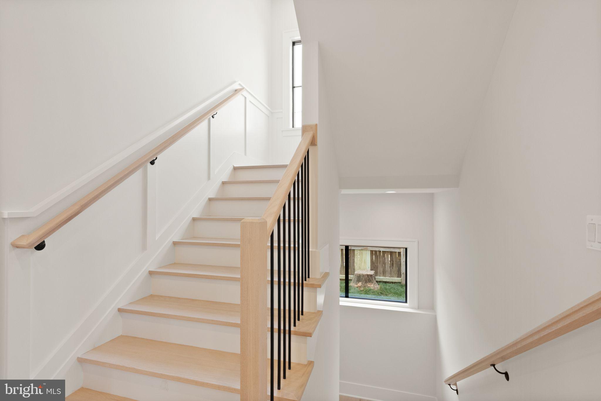 CLARENDON - Residential