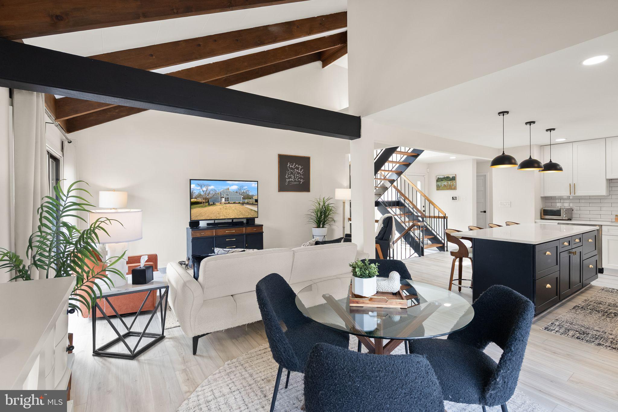 LAKE BRADDOCK - Residential