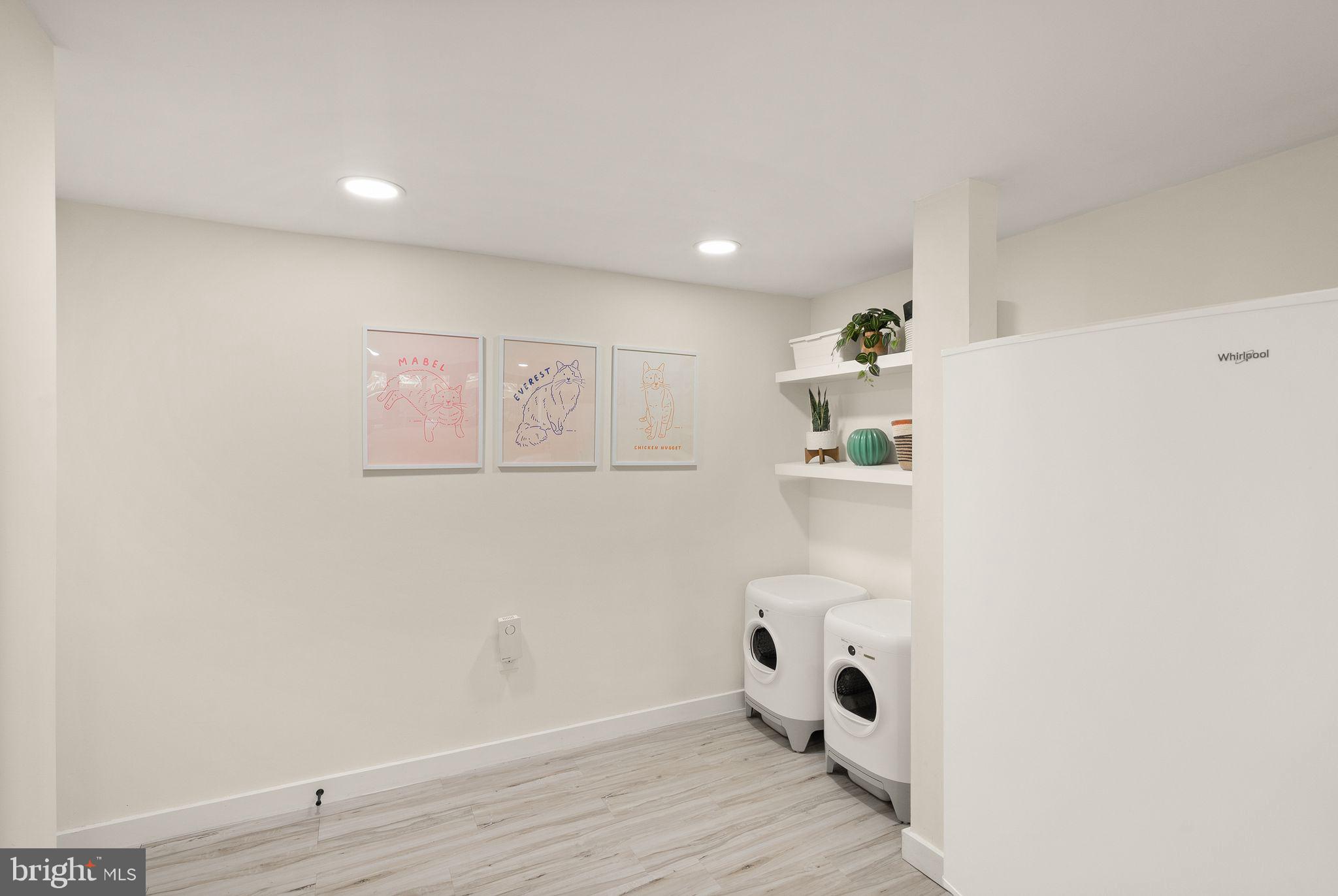 LAKE BRADDOCK - Residential