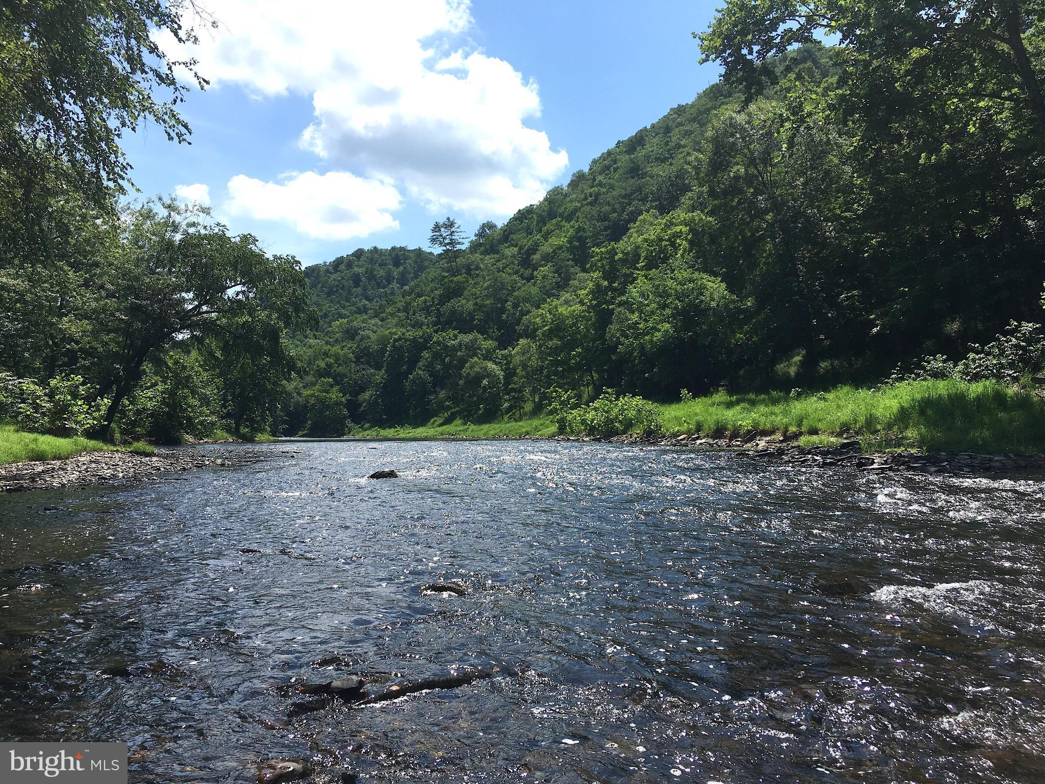 THE CROSSING AT GREAT CACAPON - Residential
