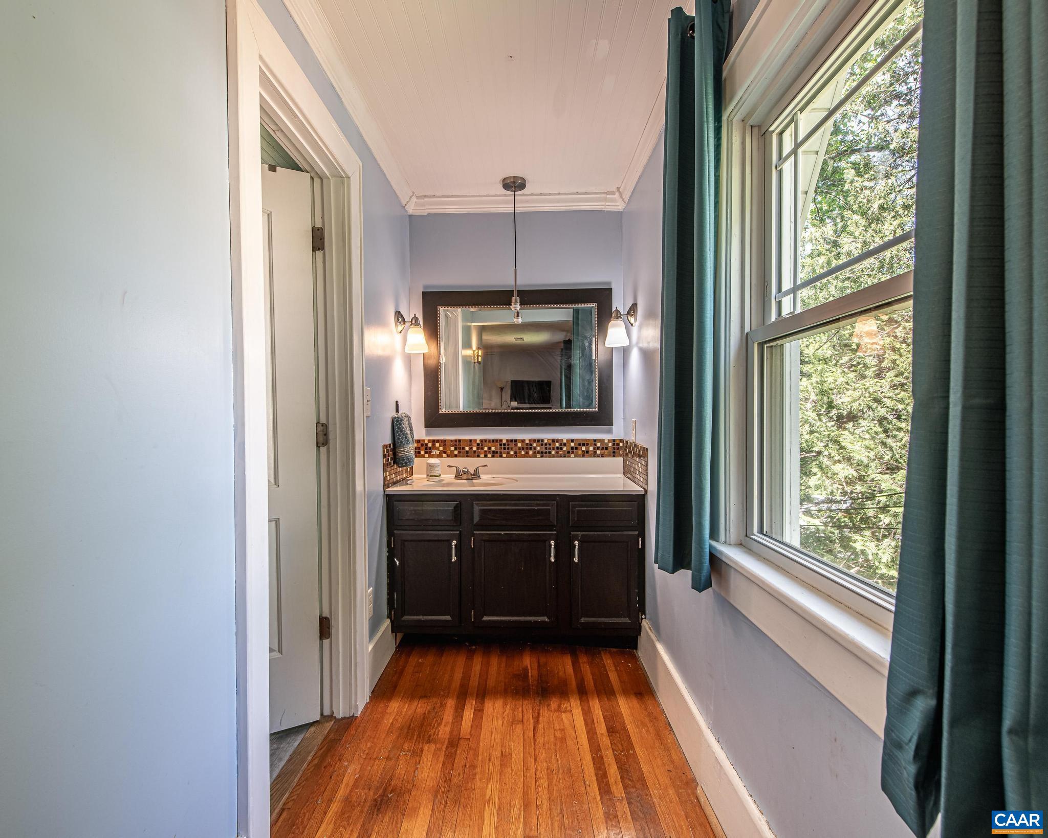 KENMORE - Residential