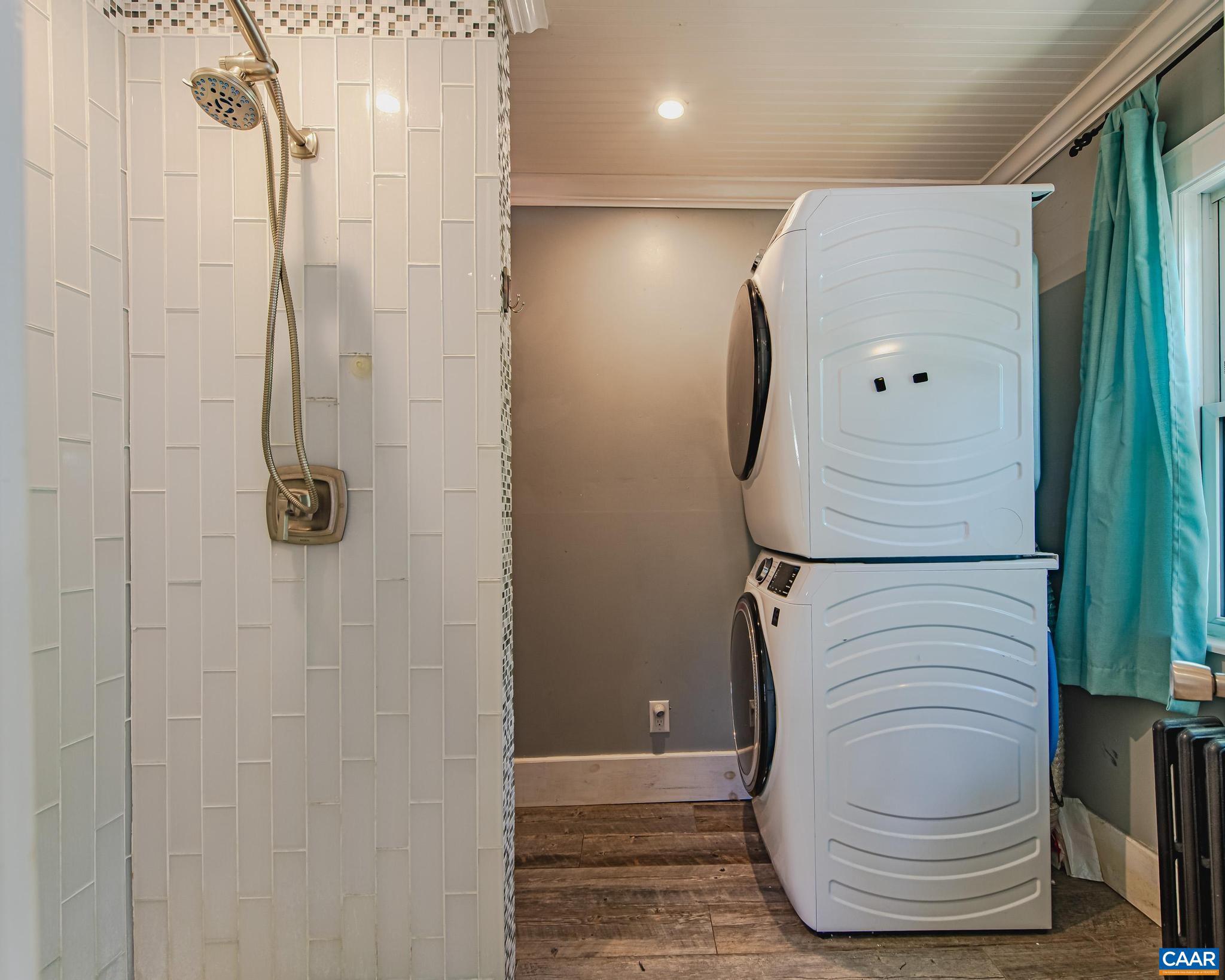 KENMORE - Residential