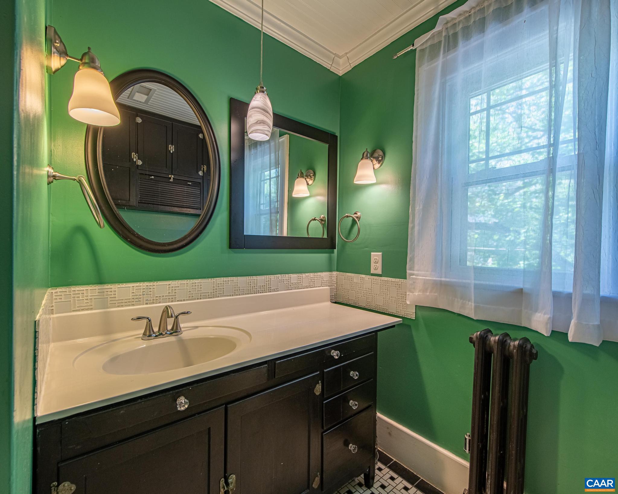 KENMORE - Residential