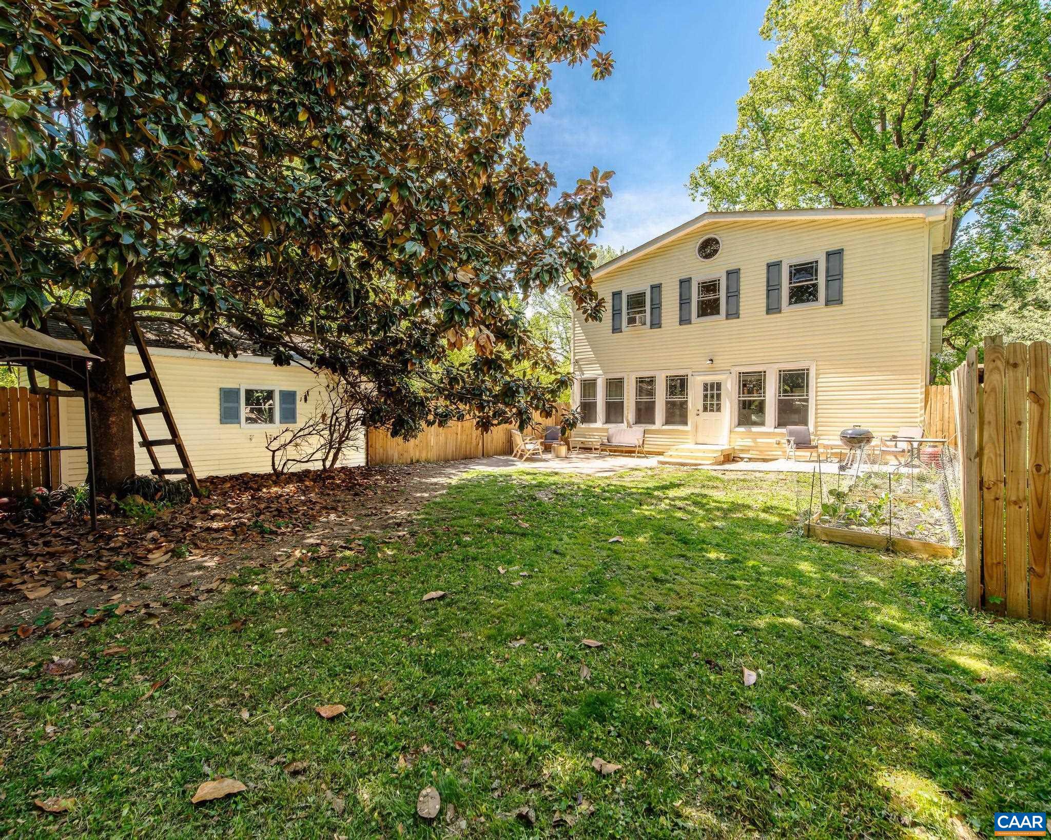 KENMORE - Residential