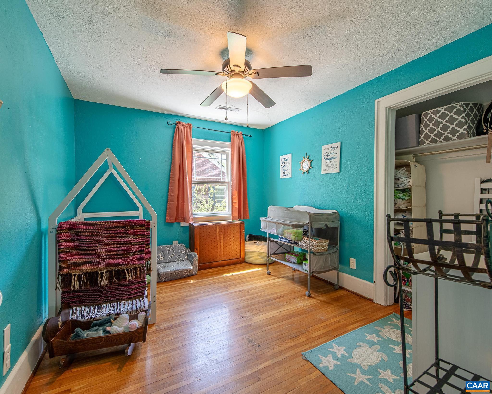 KENMORE - Residential