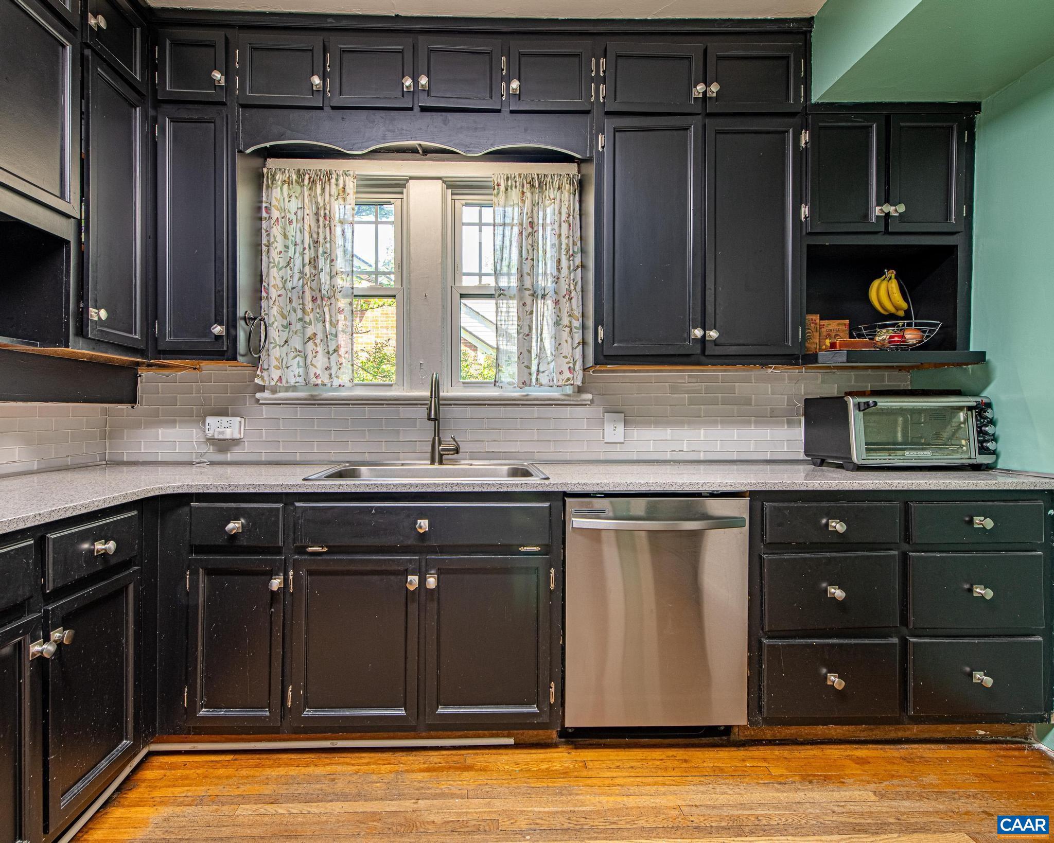 KENMORE - Residential