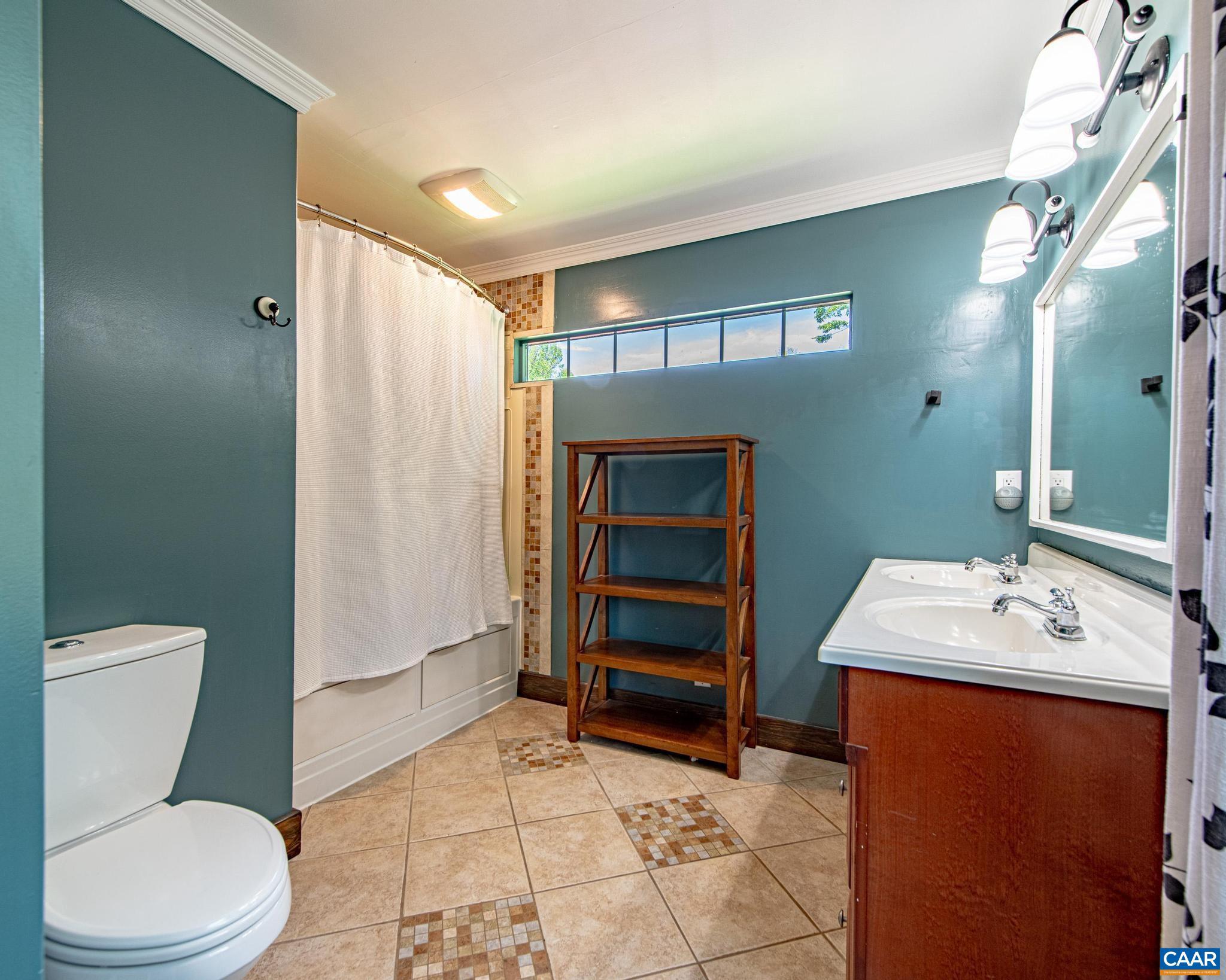 KENMORE - Residential