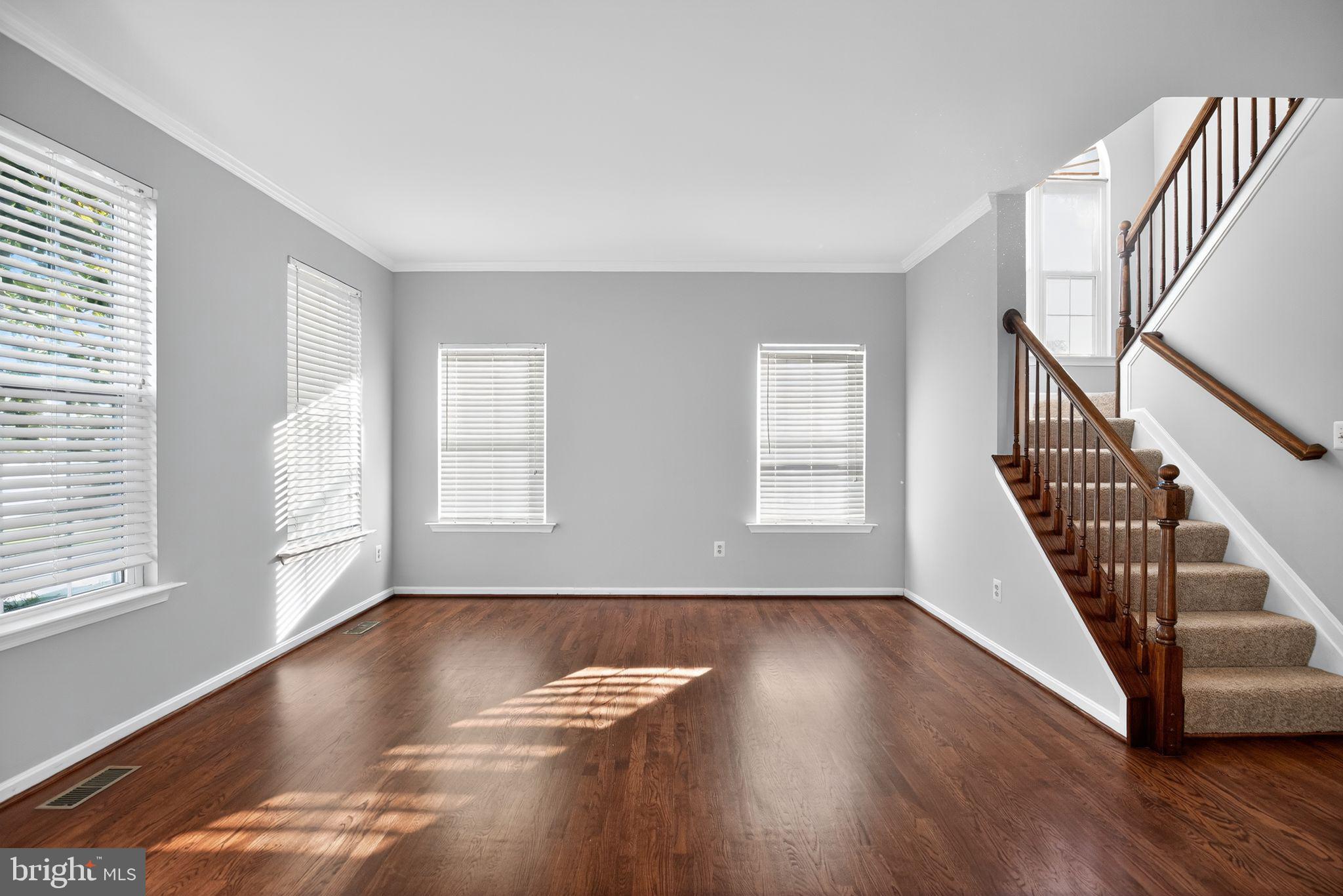 PEMBROOKE - Residential