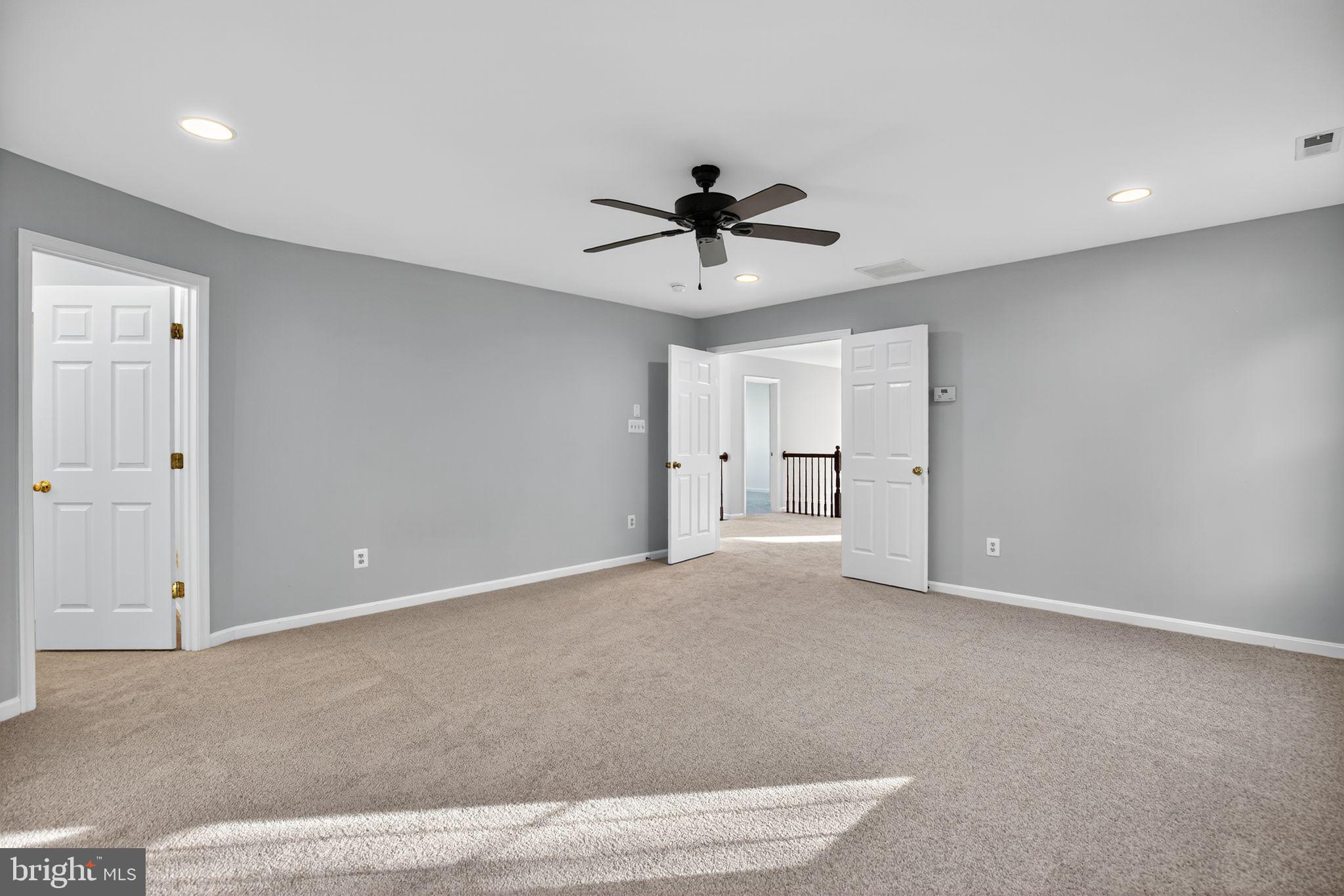 PEMBROOKE - Residential