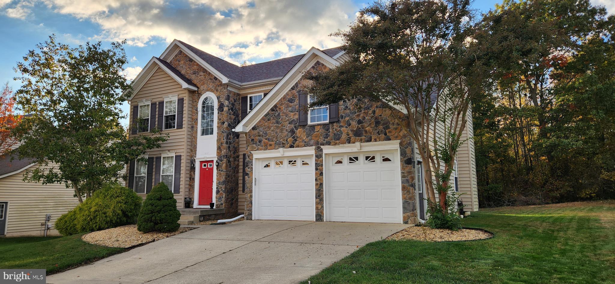 PEMBROOKE - Residential