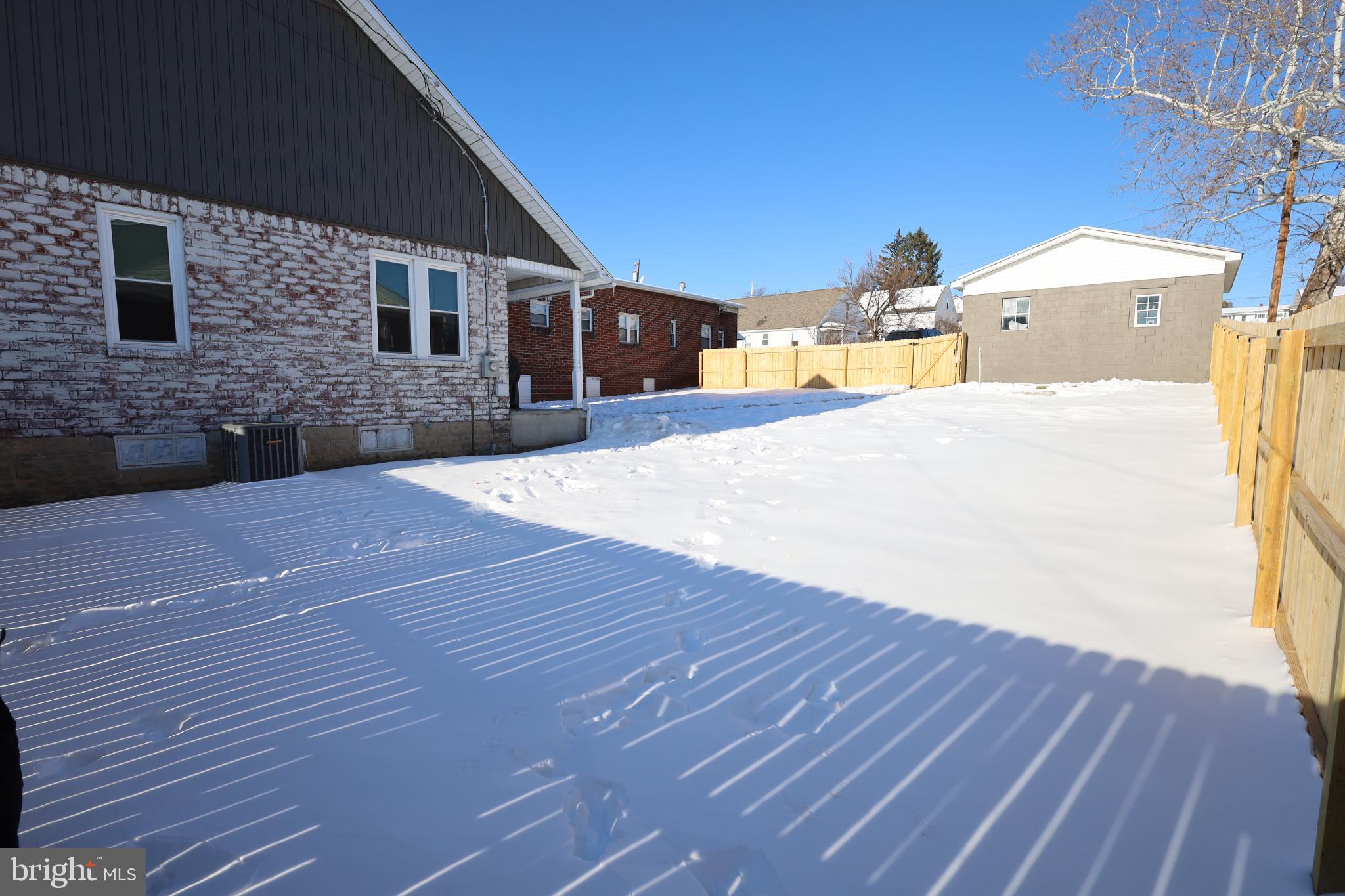 SOUTH END - Residential