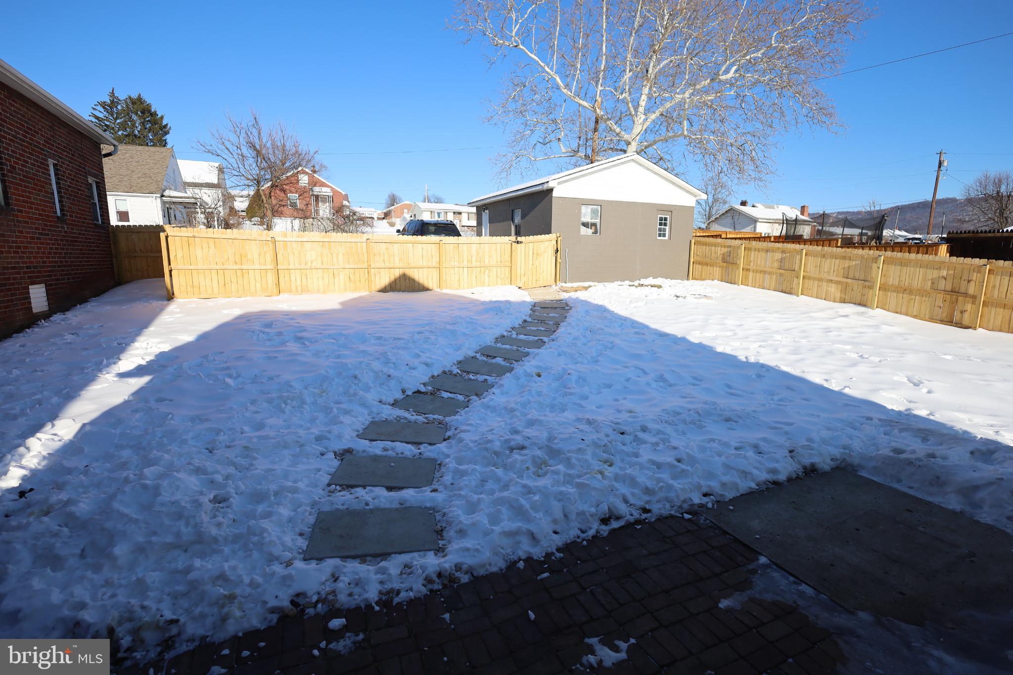 SOUTH END - Residential